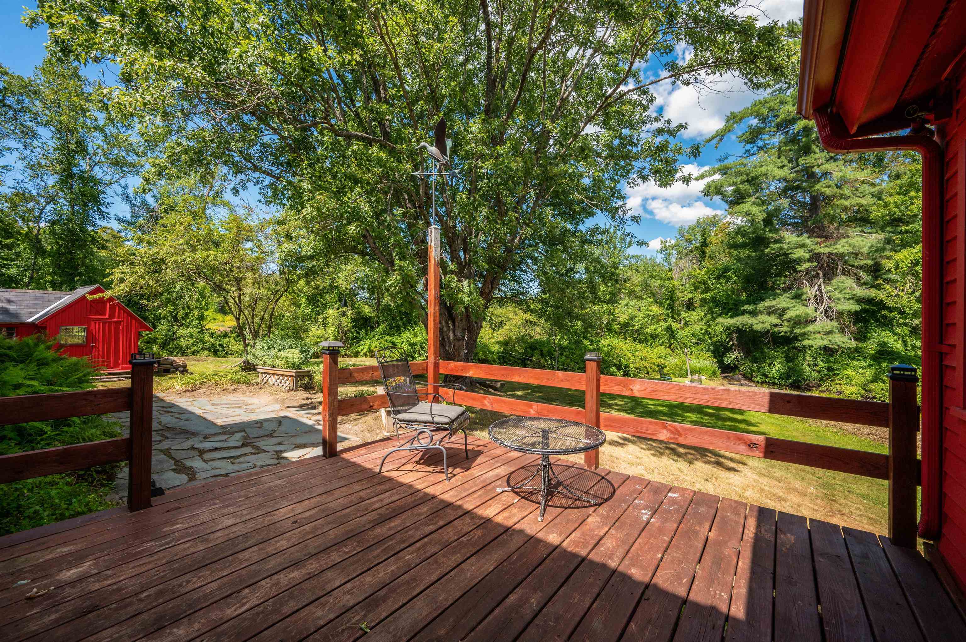 10 Dodge Hill Rd, Sutton, NH 03273