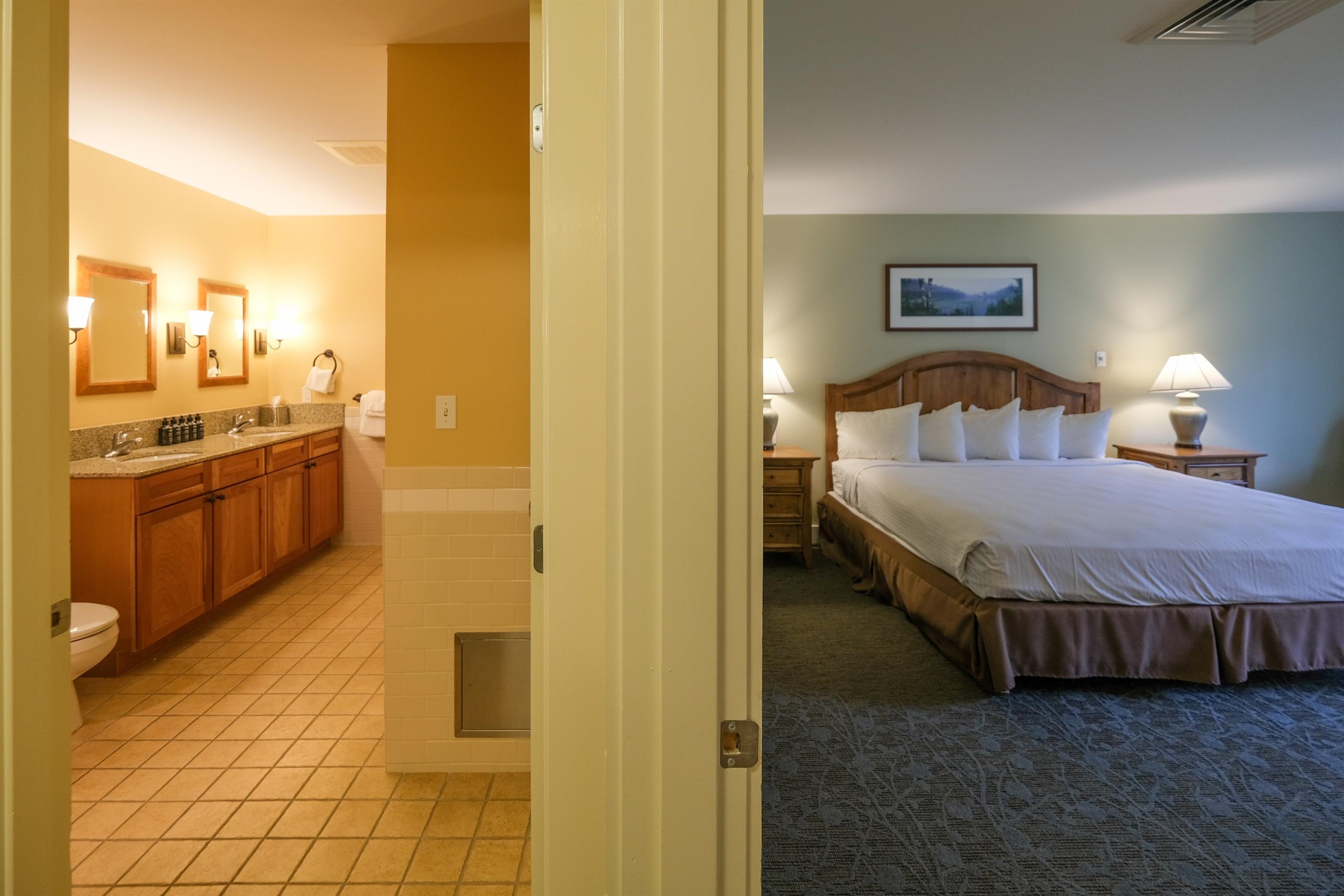 Primary king or lock-out suite