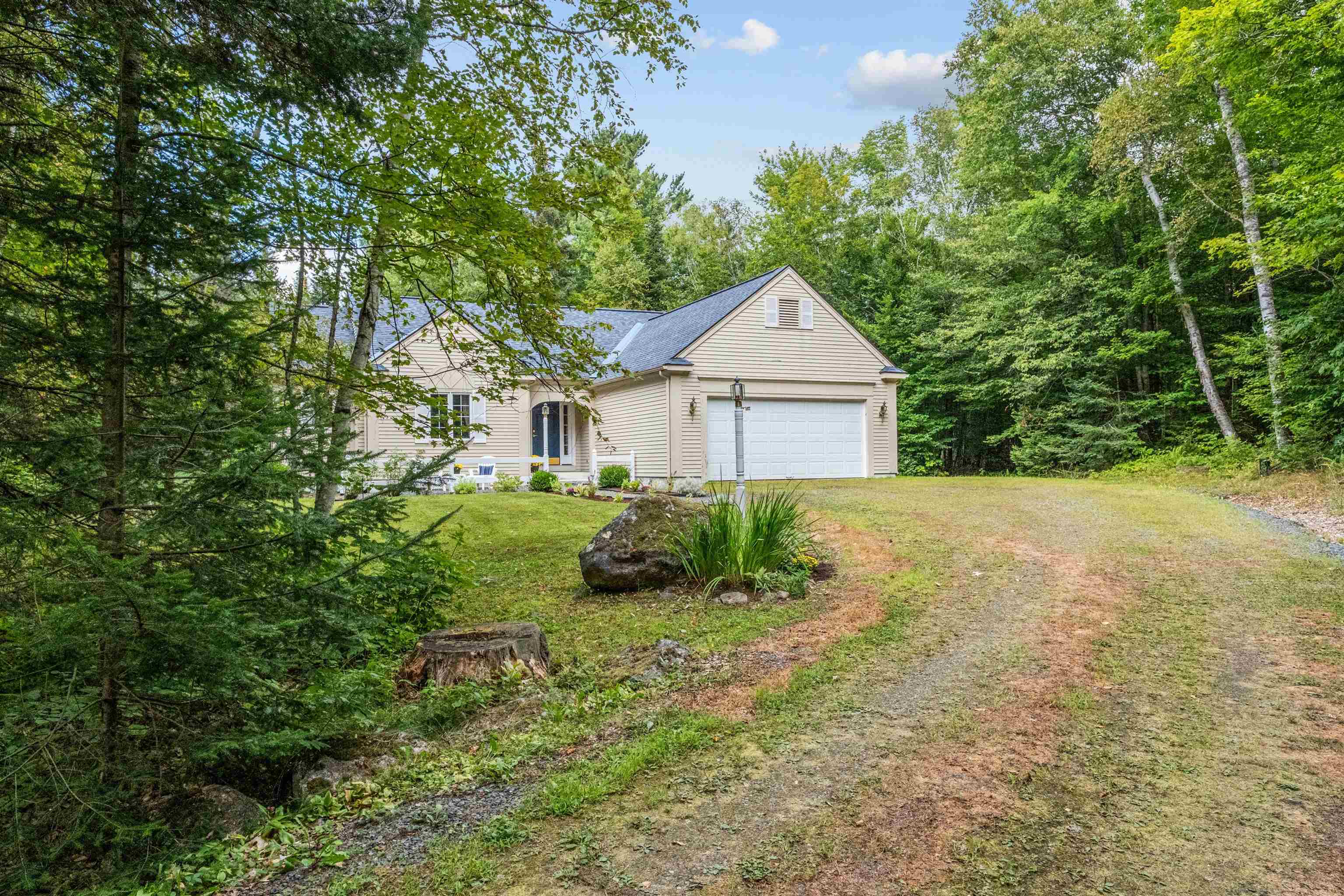 34 Foxglove Ln, Franconia, NH 03580