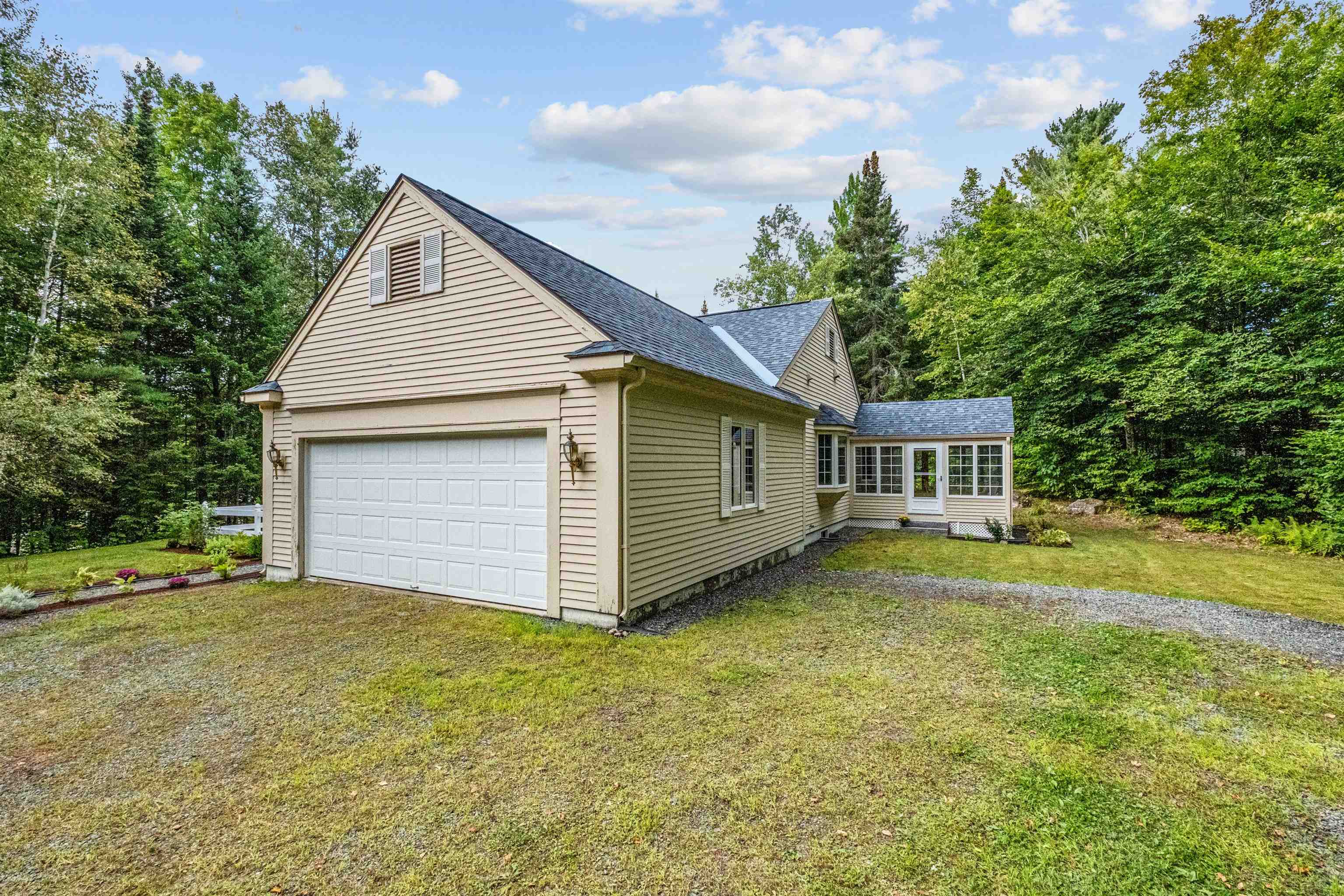 34 Foxglove Ln, Franconia, NH 03580