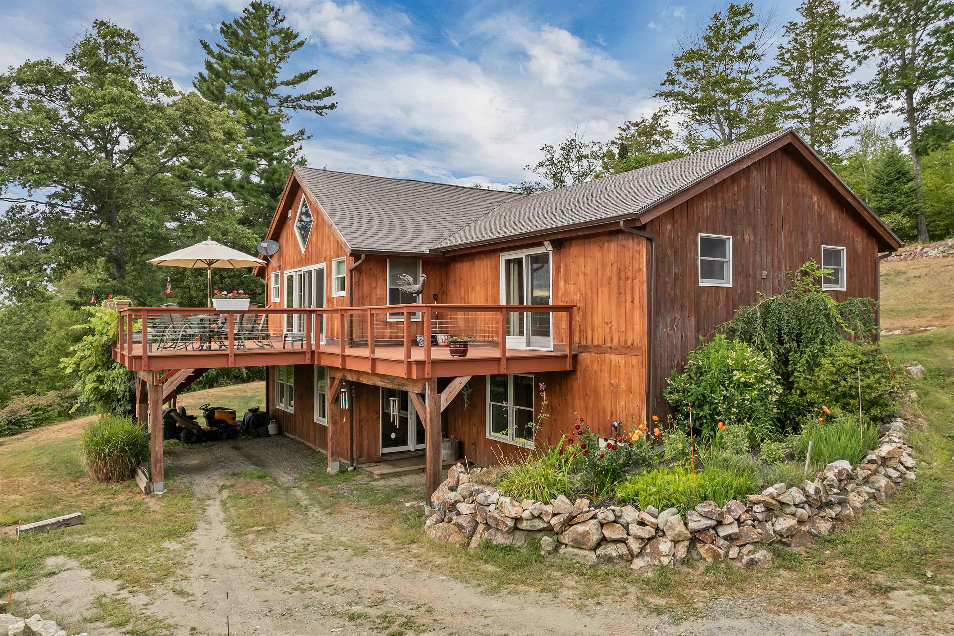 driveway view showing carport