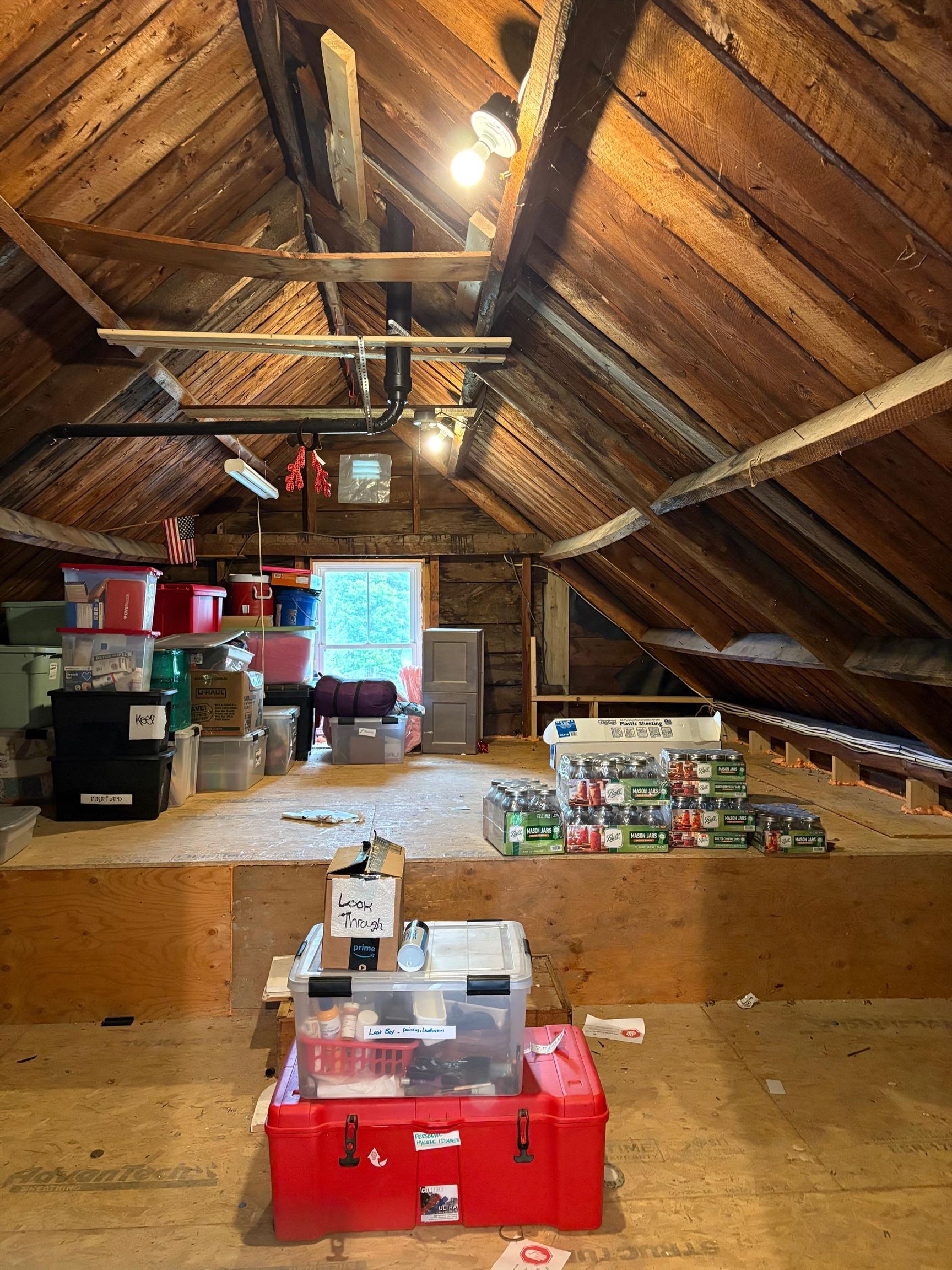 715 Gilmore Pond Rd, Jaffrey, NH 03452