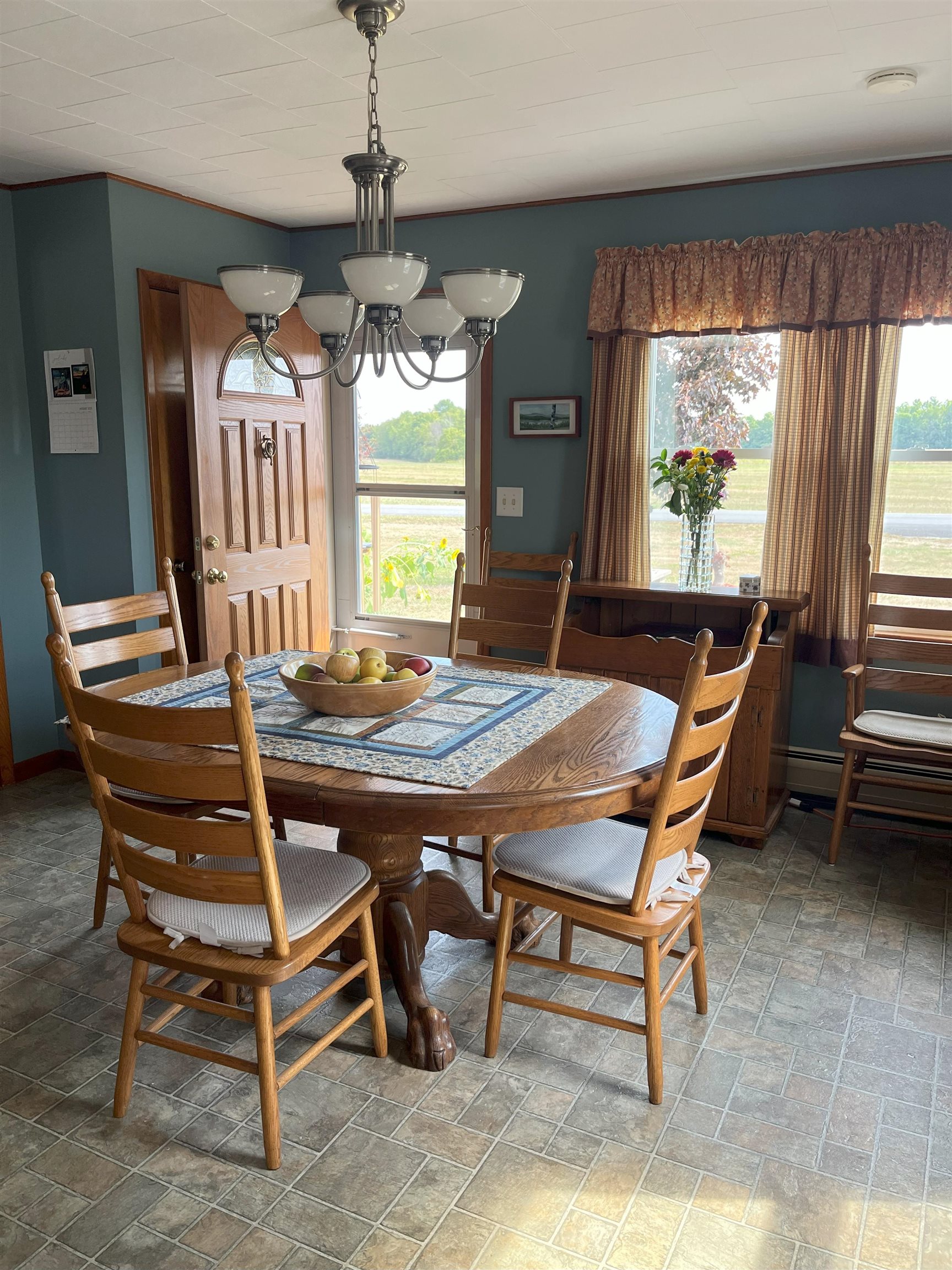Dining Room view to Front Door