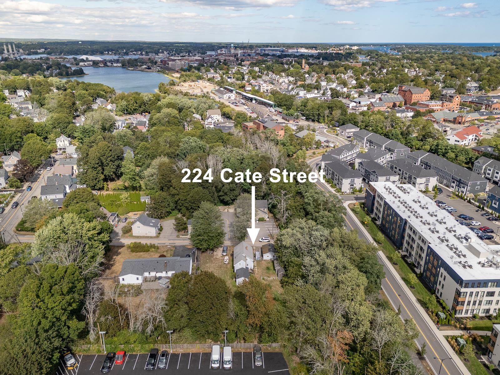 224 Cate St, Portsmouth, NH 03801