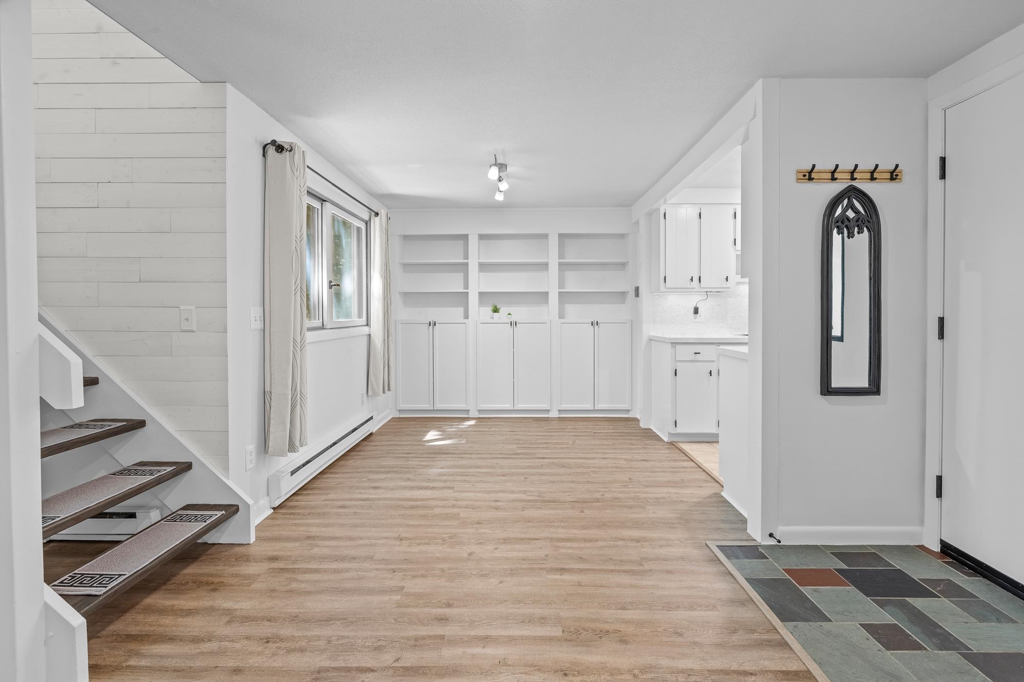 9 Pleasant Dr, Grantham, NH 03753