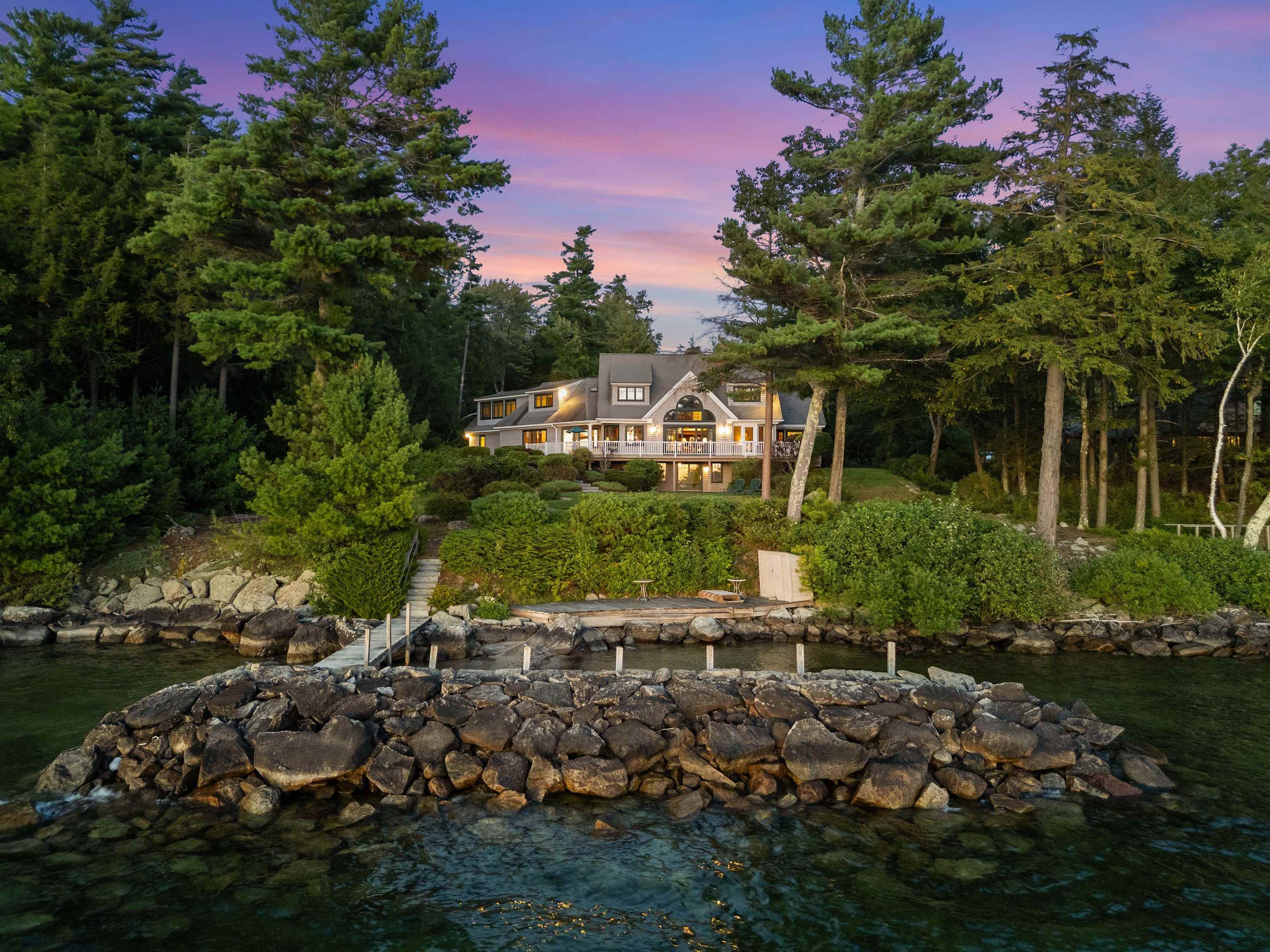 Featured Listing Photo