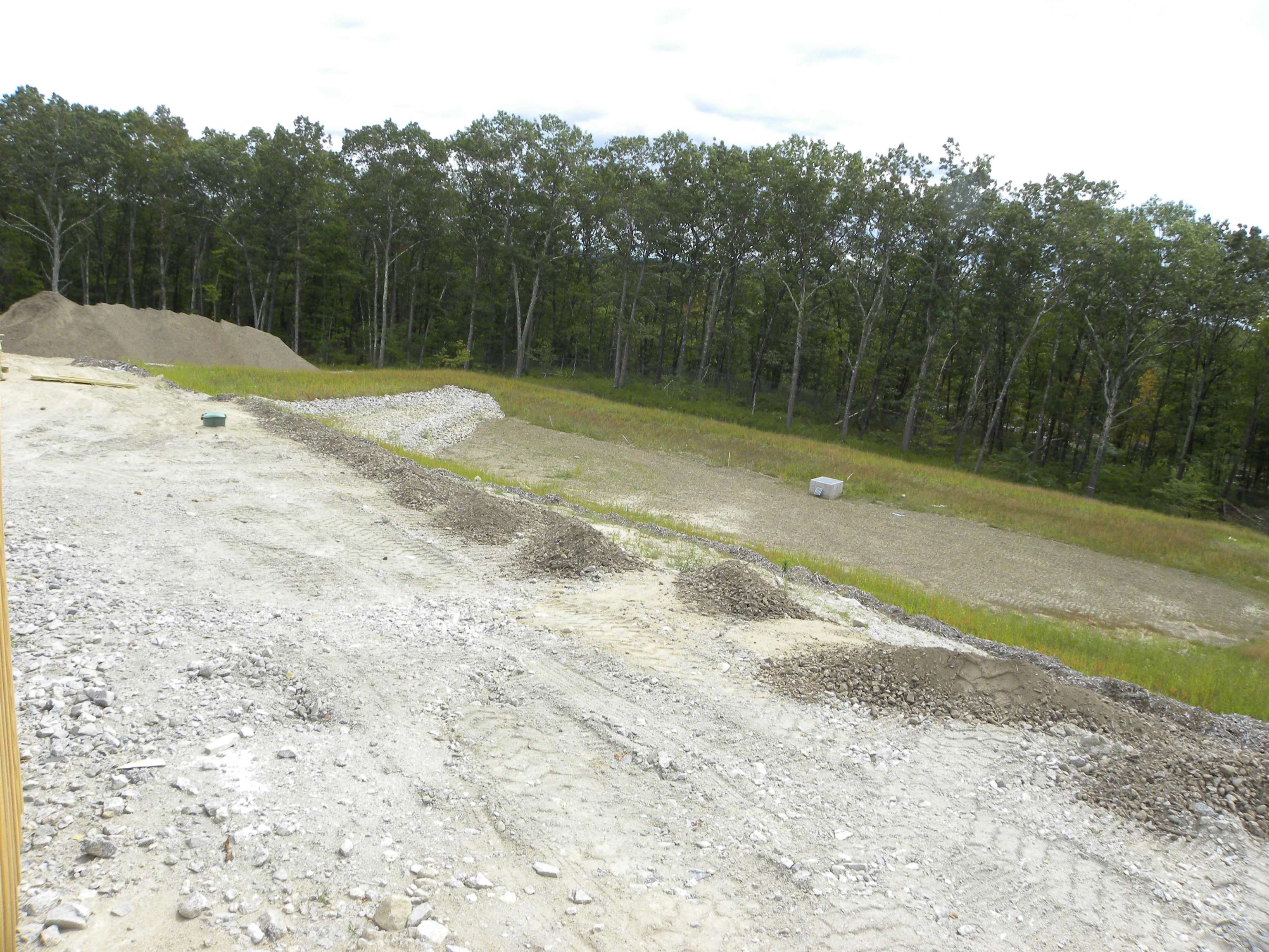 309 Karatzas Ave, Manchester, NH 03104