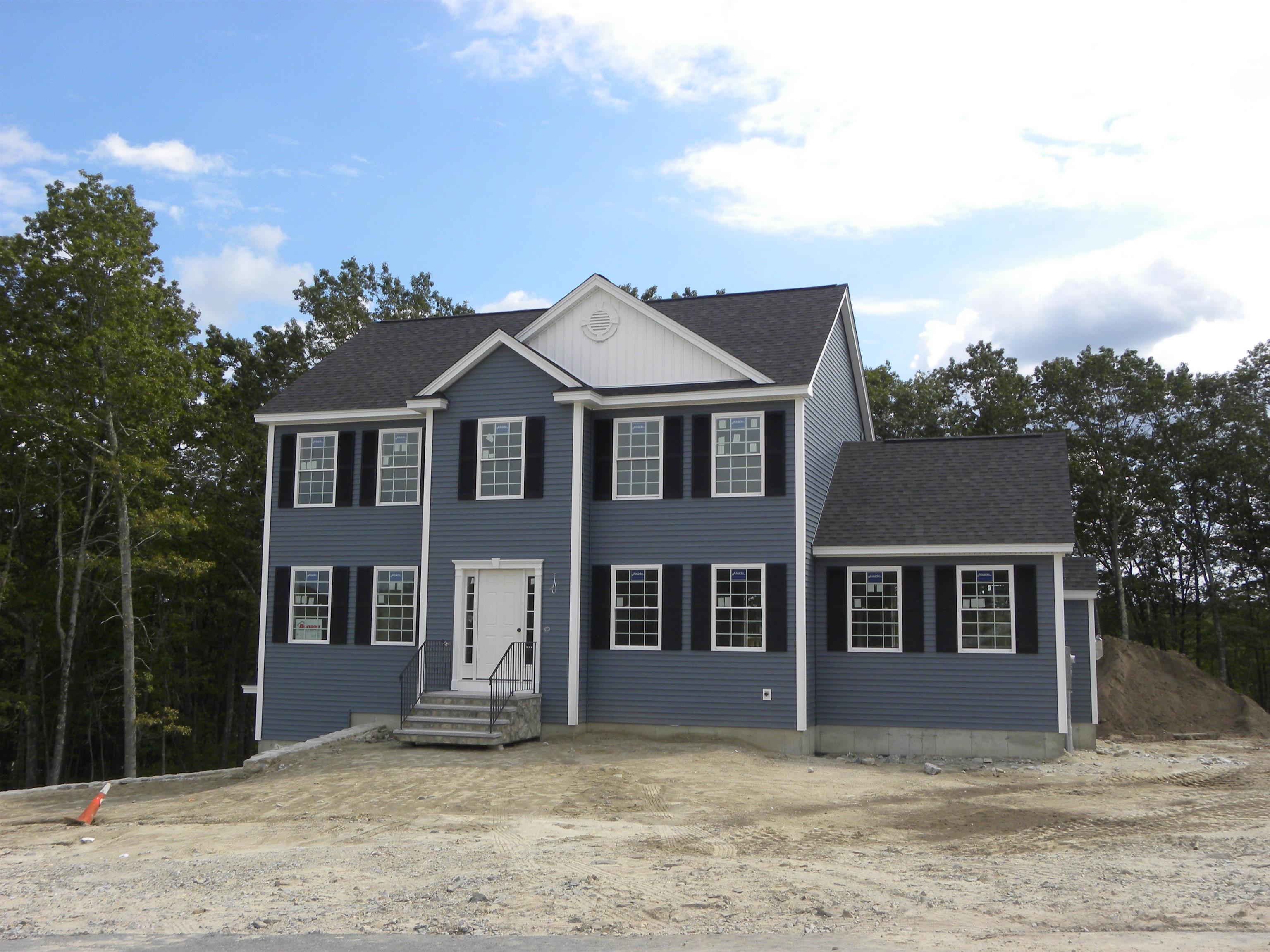 317 Karatzas Ave, Manchester, NH 03104