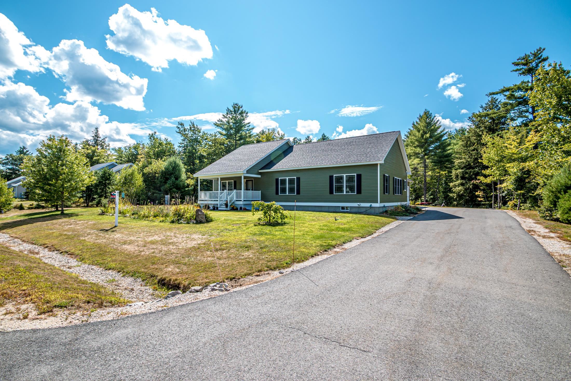 106 Pemigewasset Dr, Conway, NH 03813