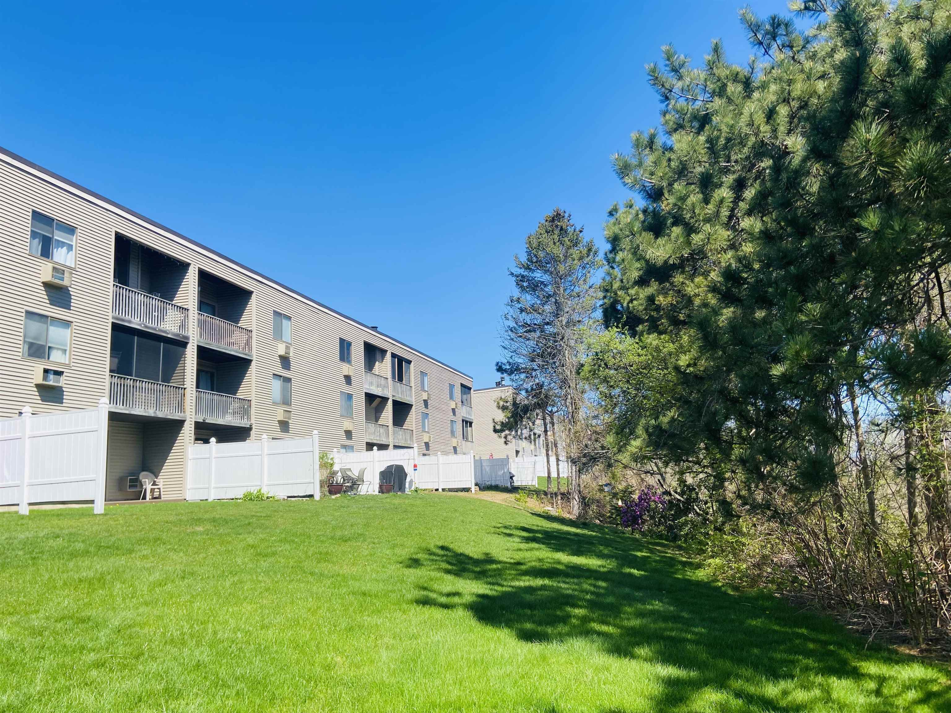 75 Treetop Cir, Laconia, NH 03246