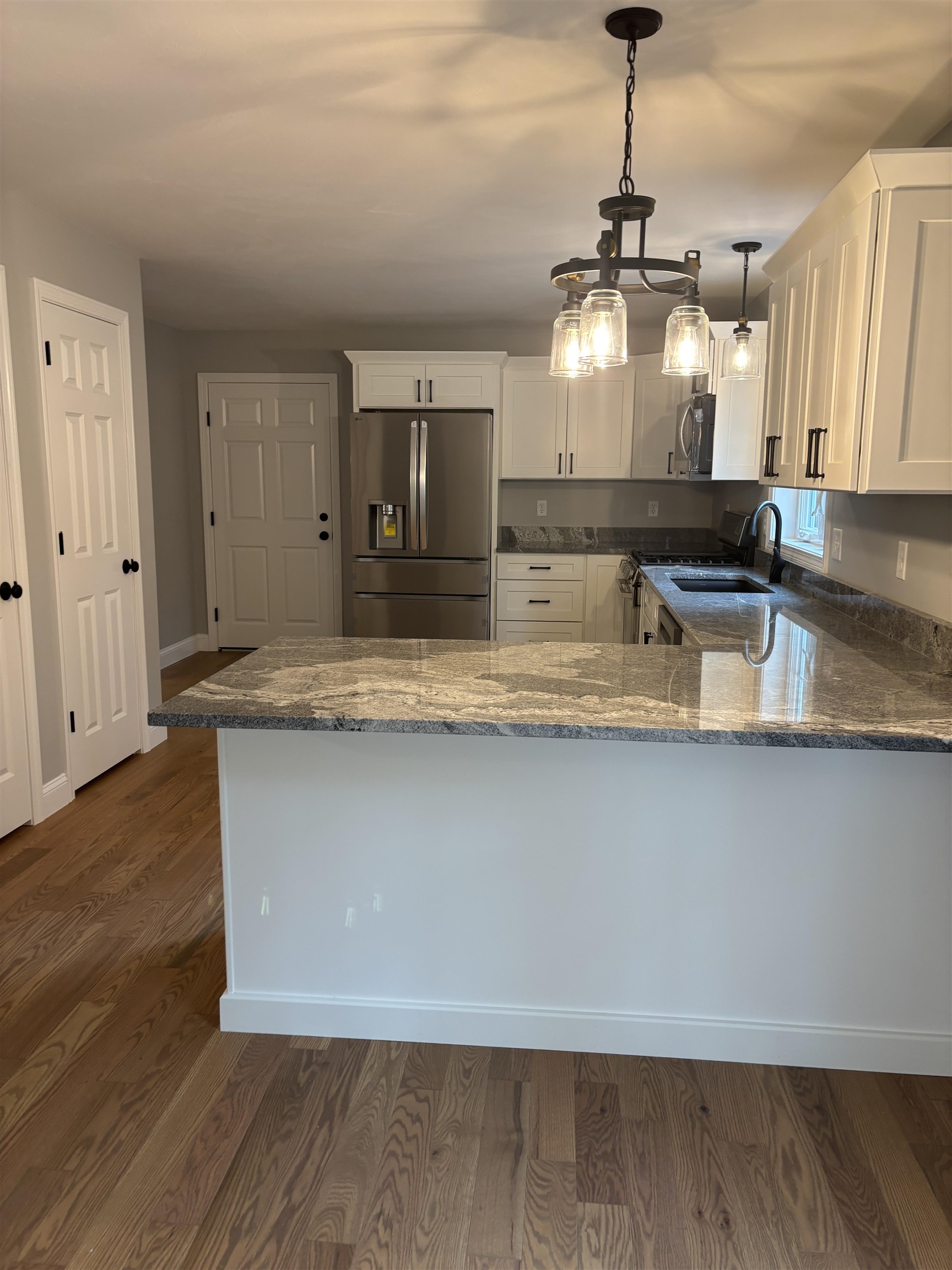 64A Hutchins St, Concord, NH 03301