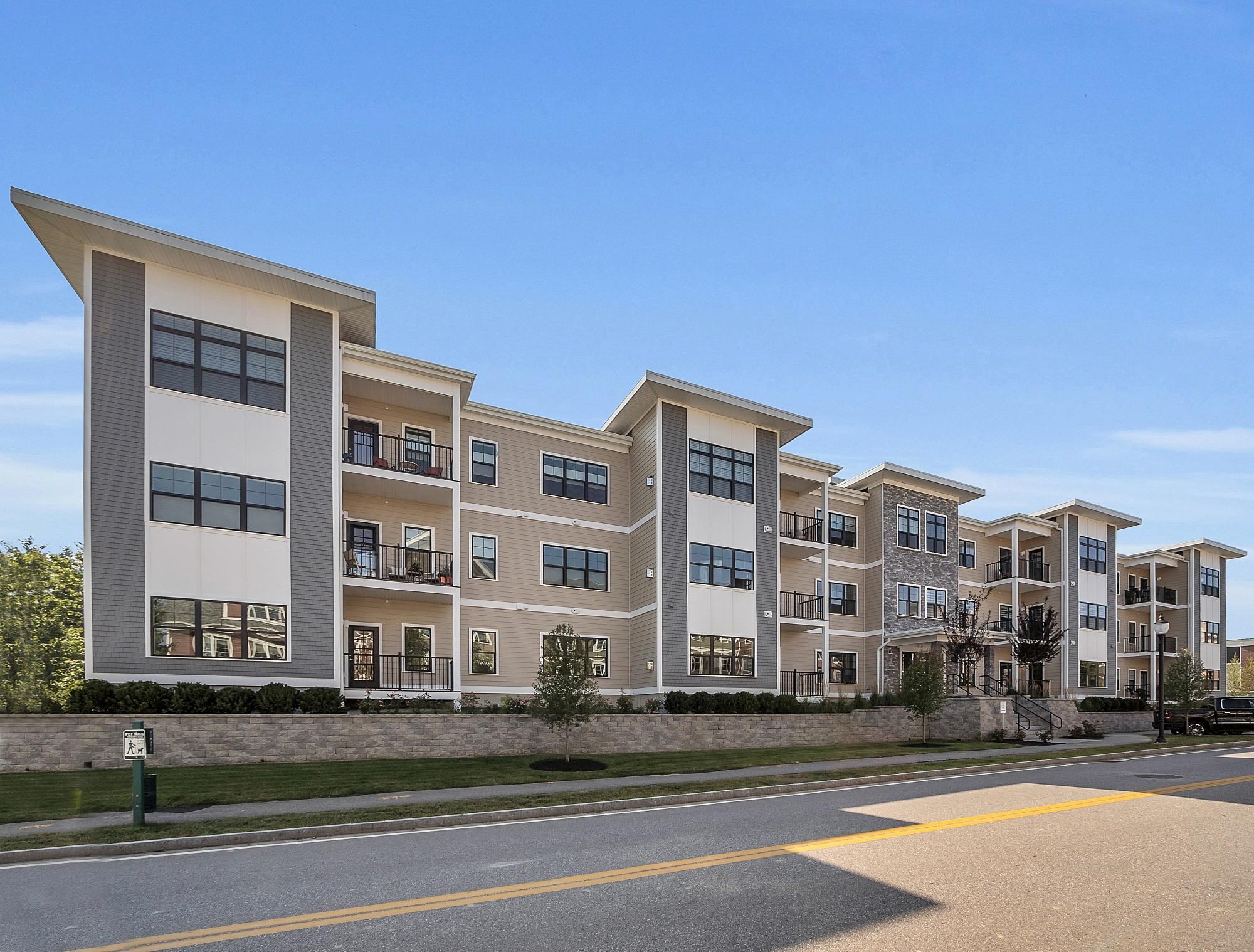 55 Pointe Pl, Dover, NH 03820