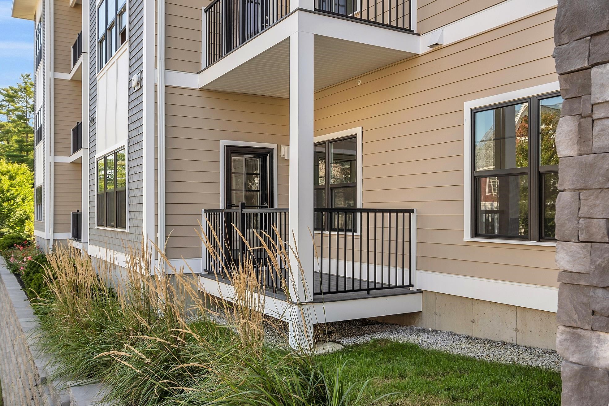 55 Pointe Pl, Dover, NH 03820