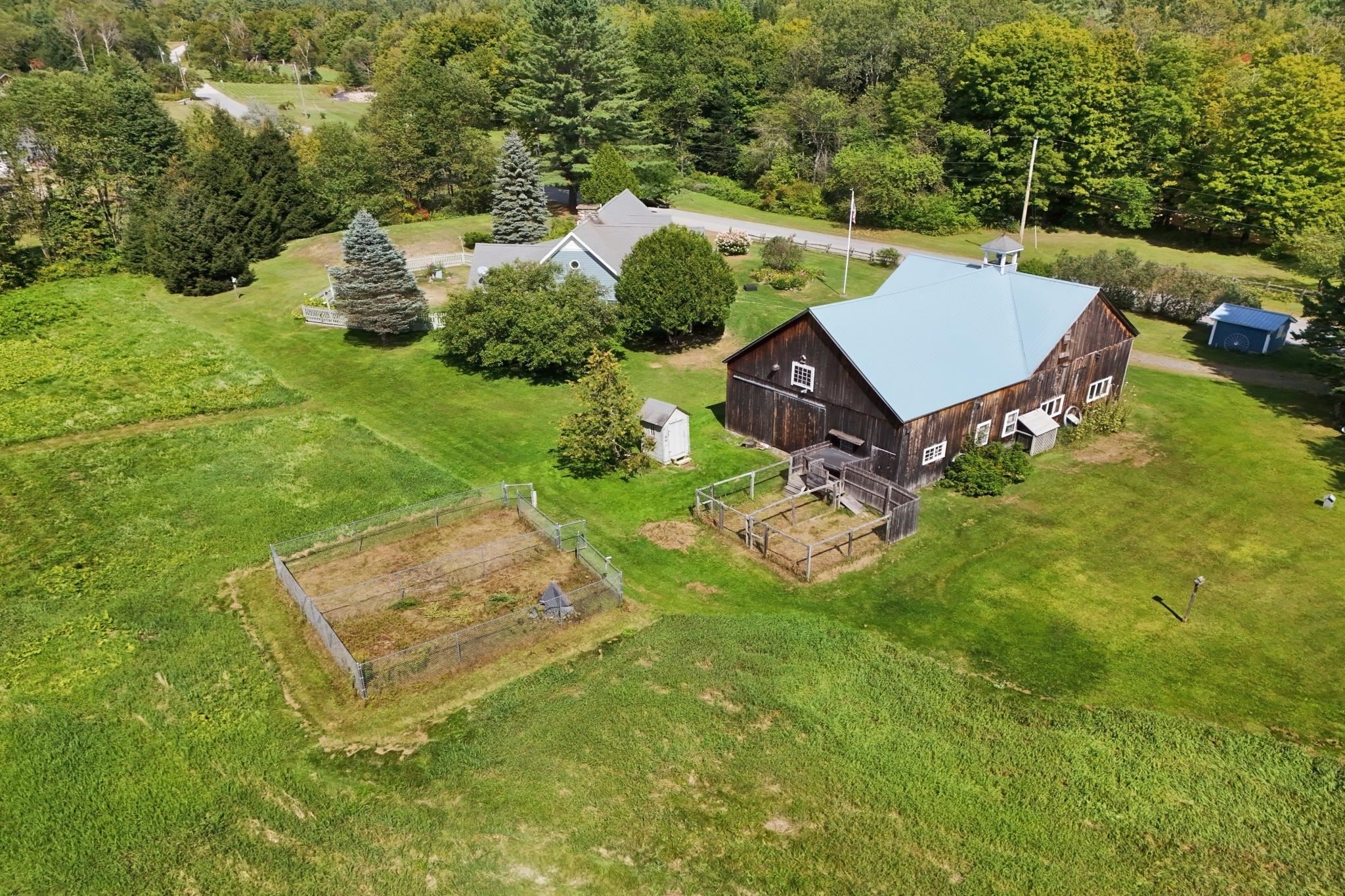 441 Bog Rd, Stratford, NH 03590