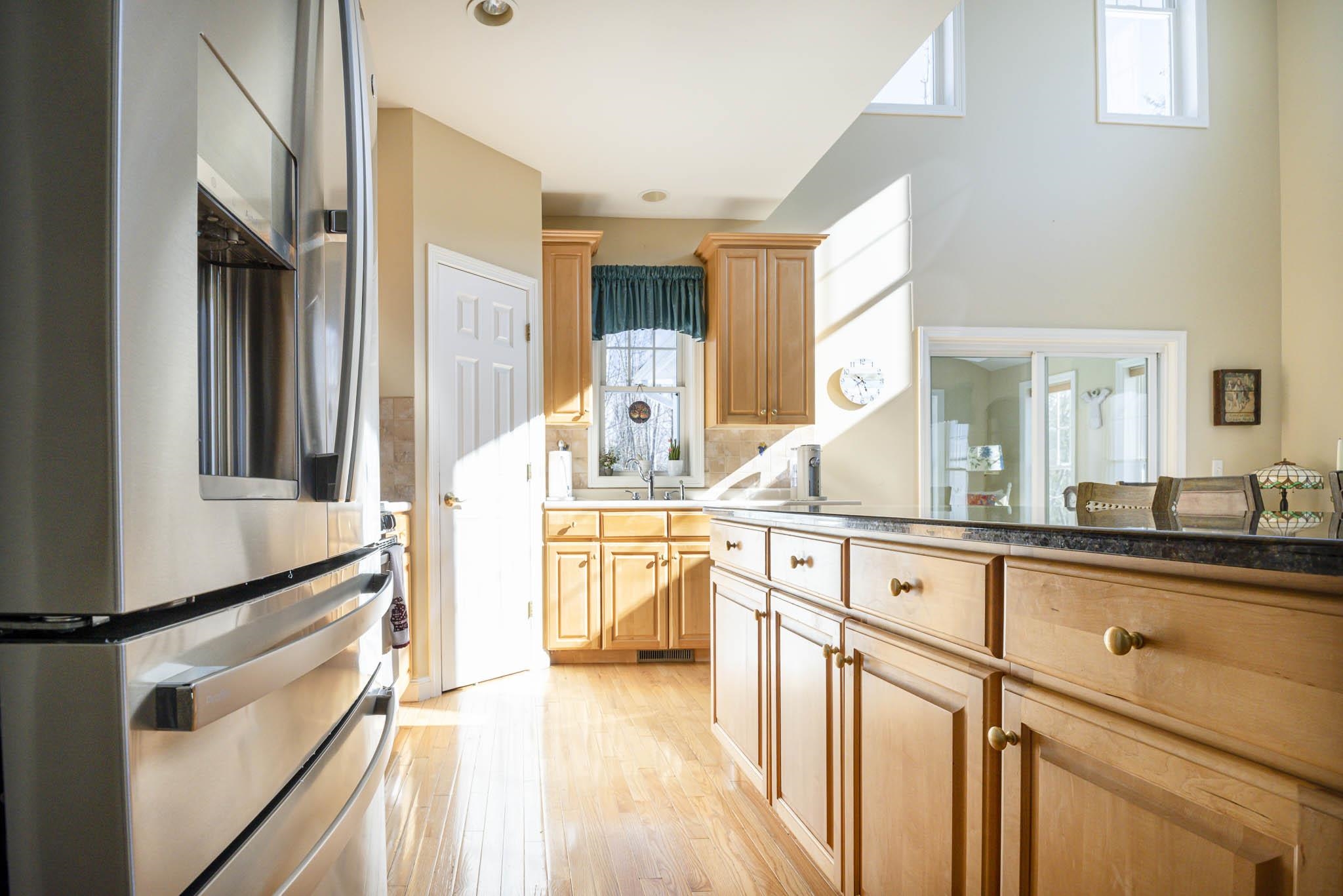 21 Eastridge Dr, Peterborough, NH 03458