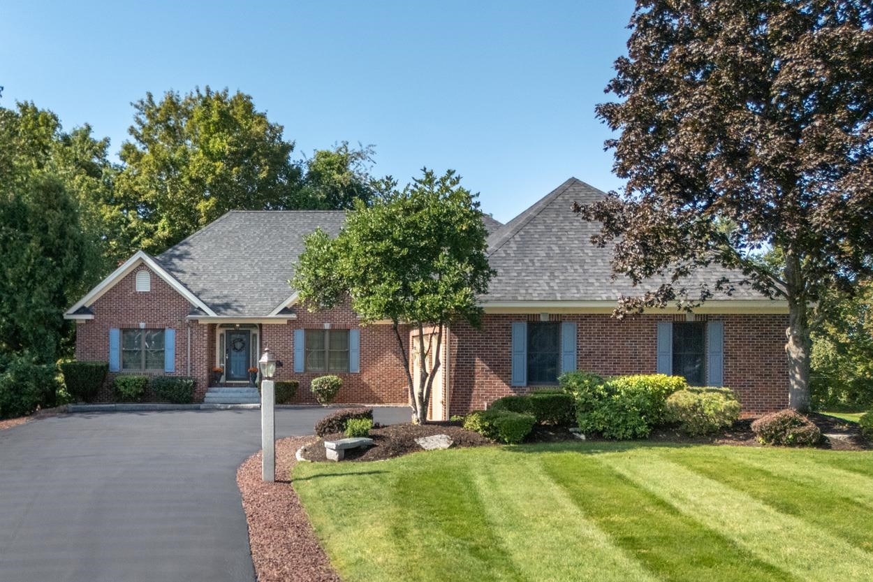 24 Foxcross Cir, Concord, NH 03301