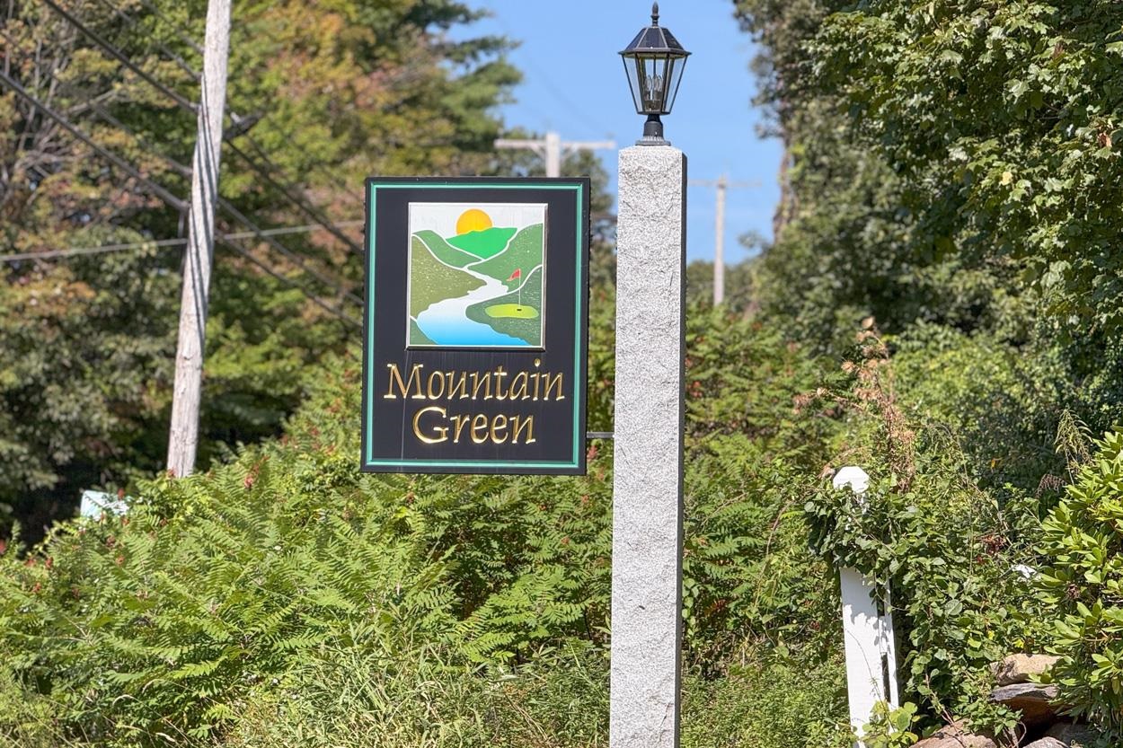 24 Foxcross Cir, Concord, NH 03301