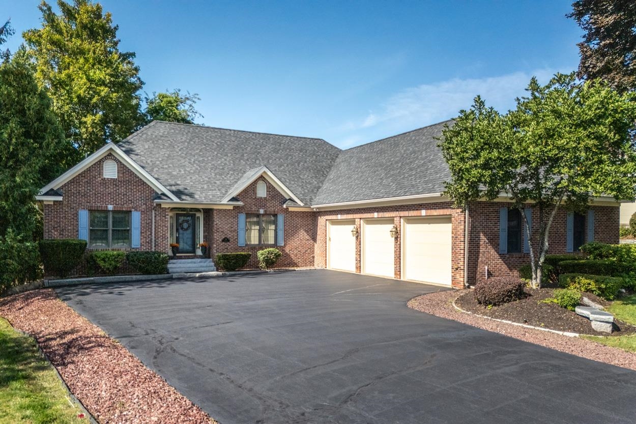 24 Foxcross Cir, Concord, NH 03301