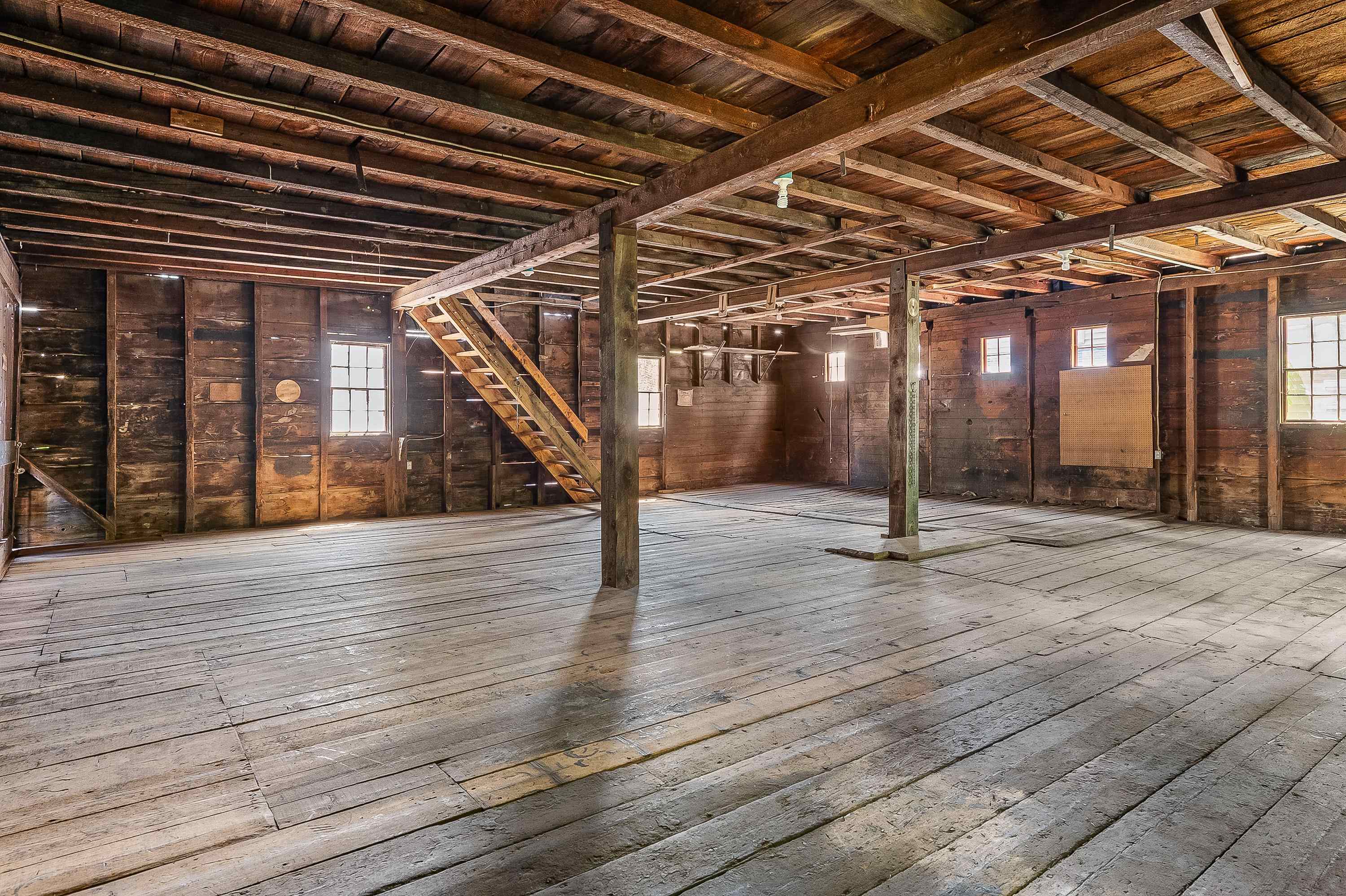 238 Austin St, Portsmouth, NH 03801