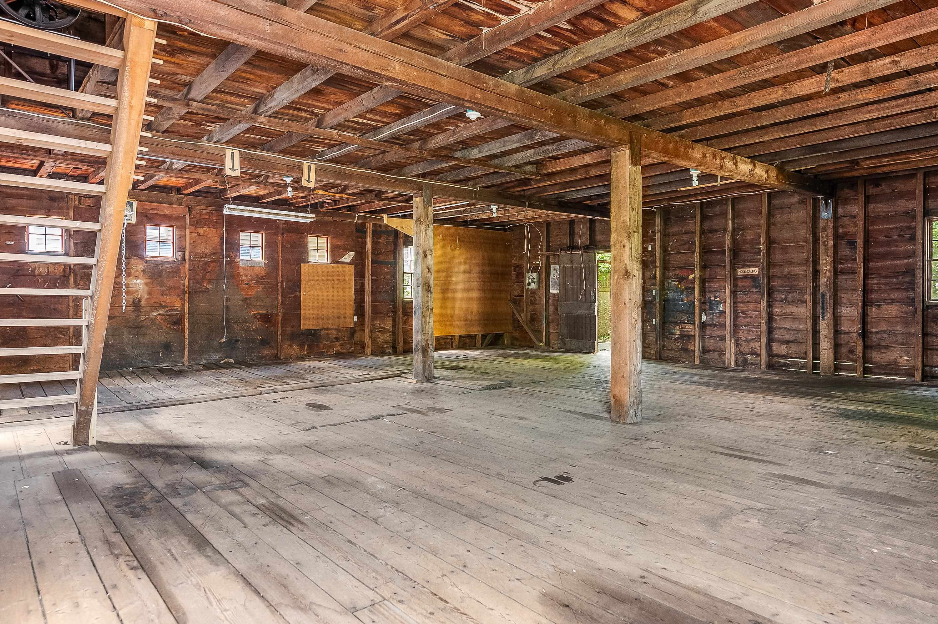 238 Austin St, Portsmouth, NH 03801