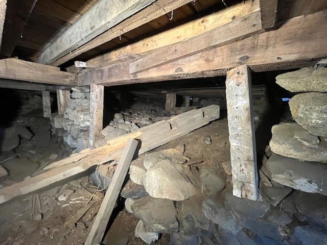 238 Austin St, Portsmouth, NH 03801