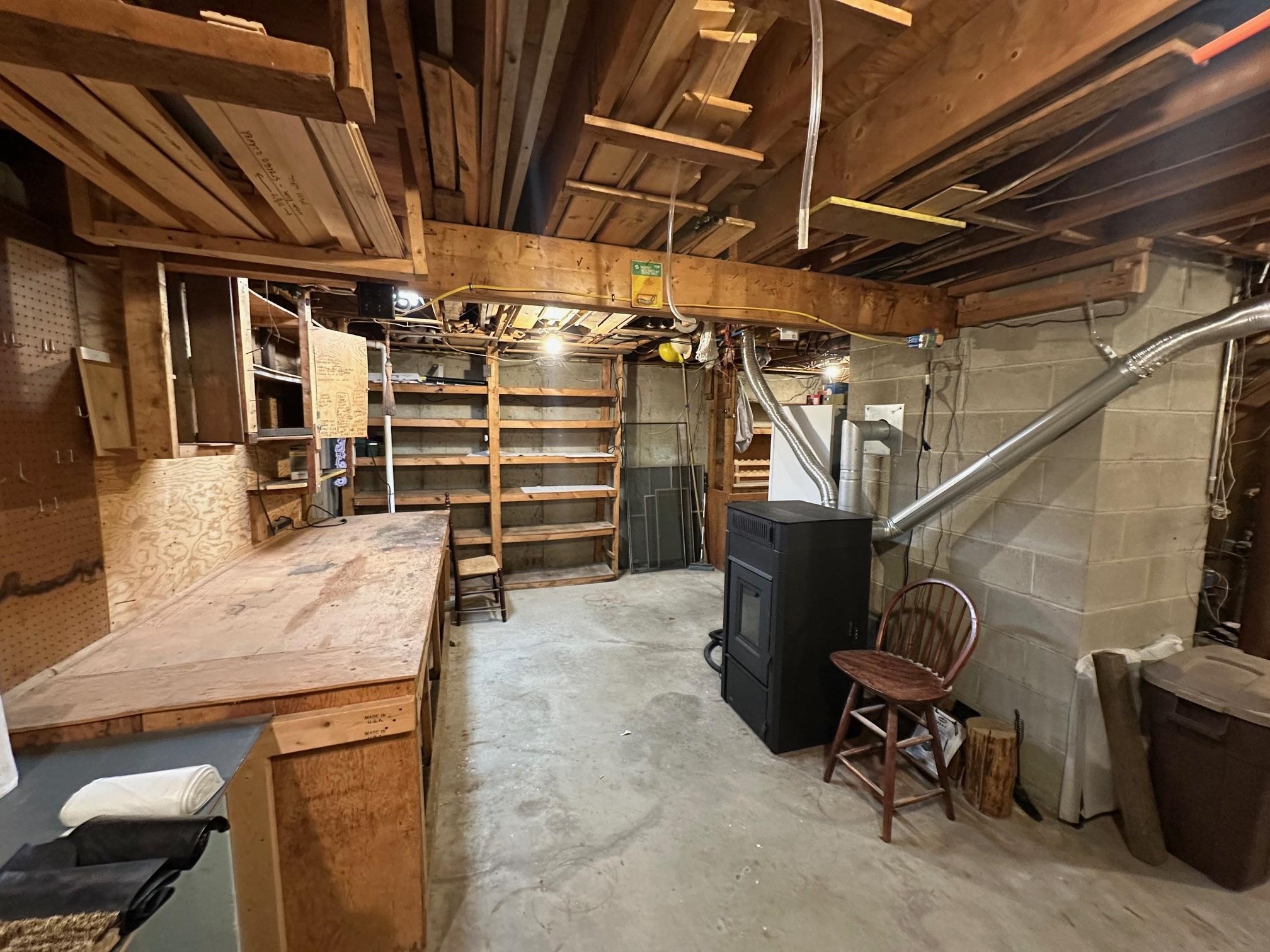 948 Strafford Rd, Barrington, NH 03825