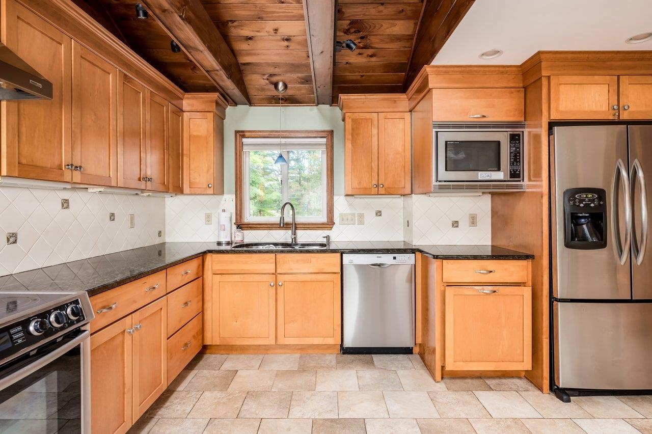 71 Main St, New Durham, NH 03855