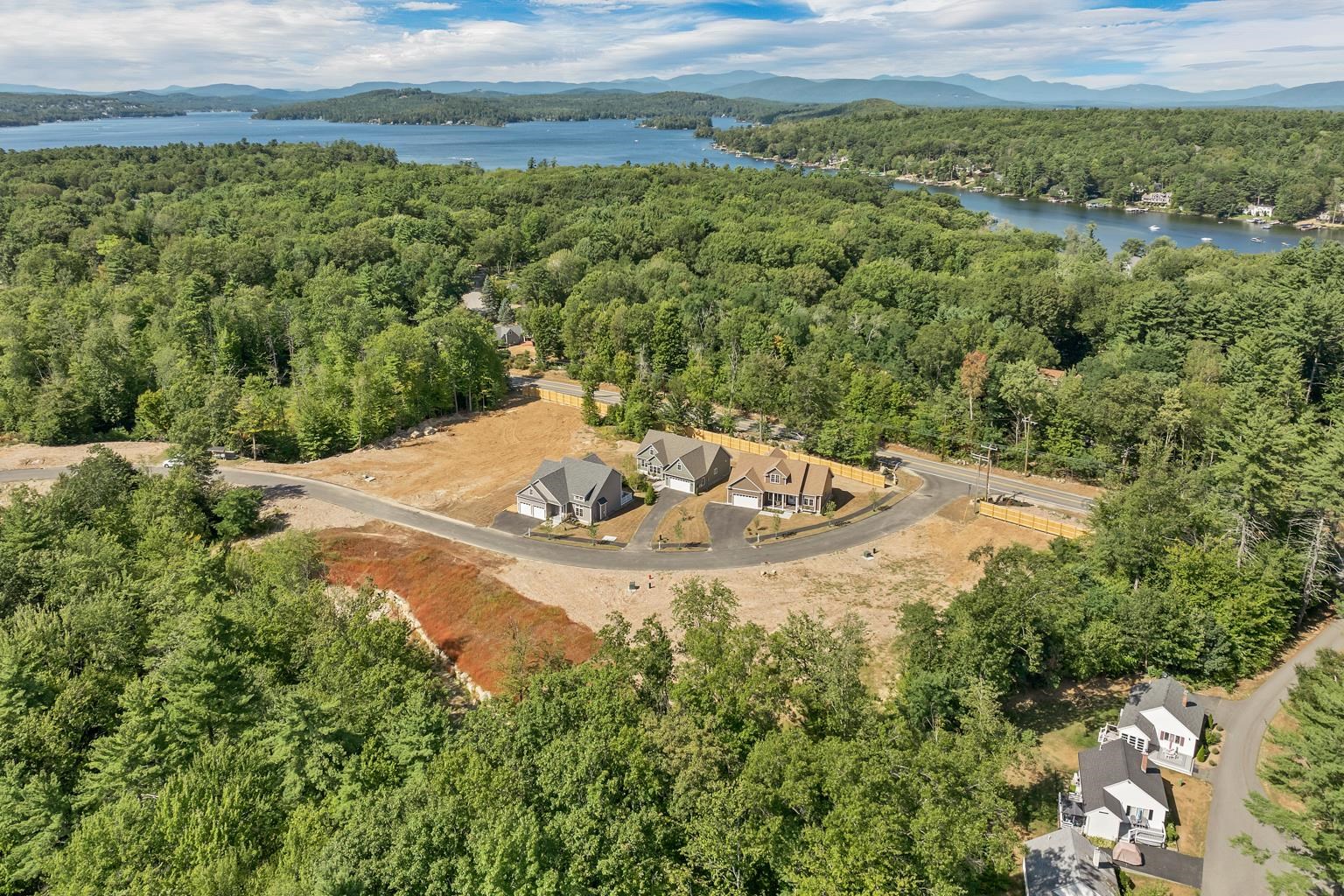 266 Sterling Dr, Laconia, NH 03246