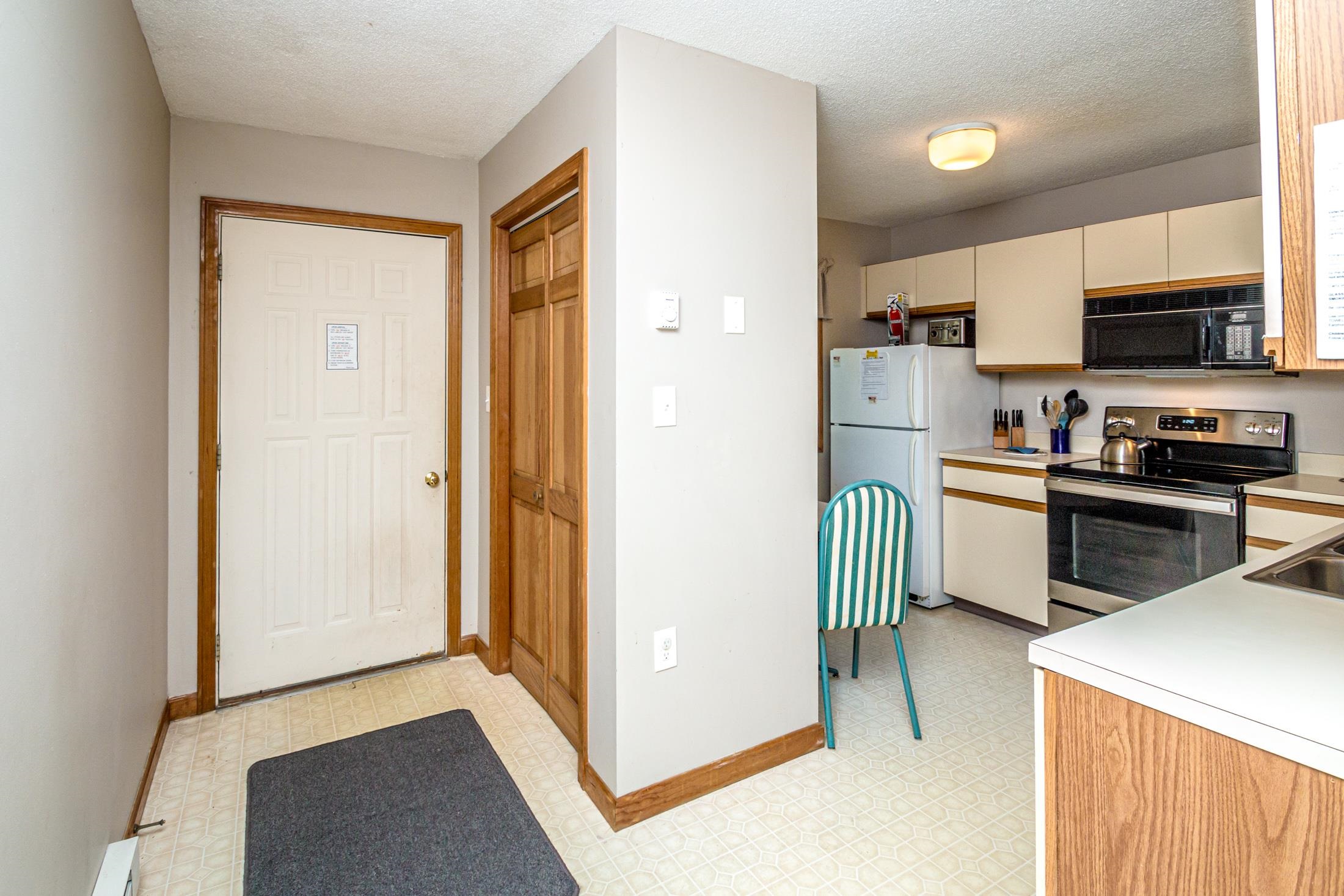 17 Purple Finch Rd, Conway, NH 03860