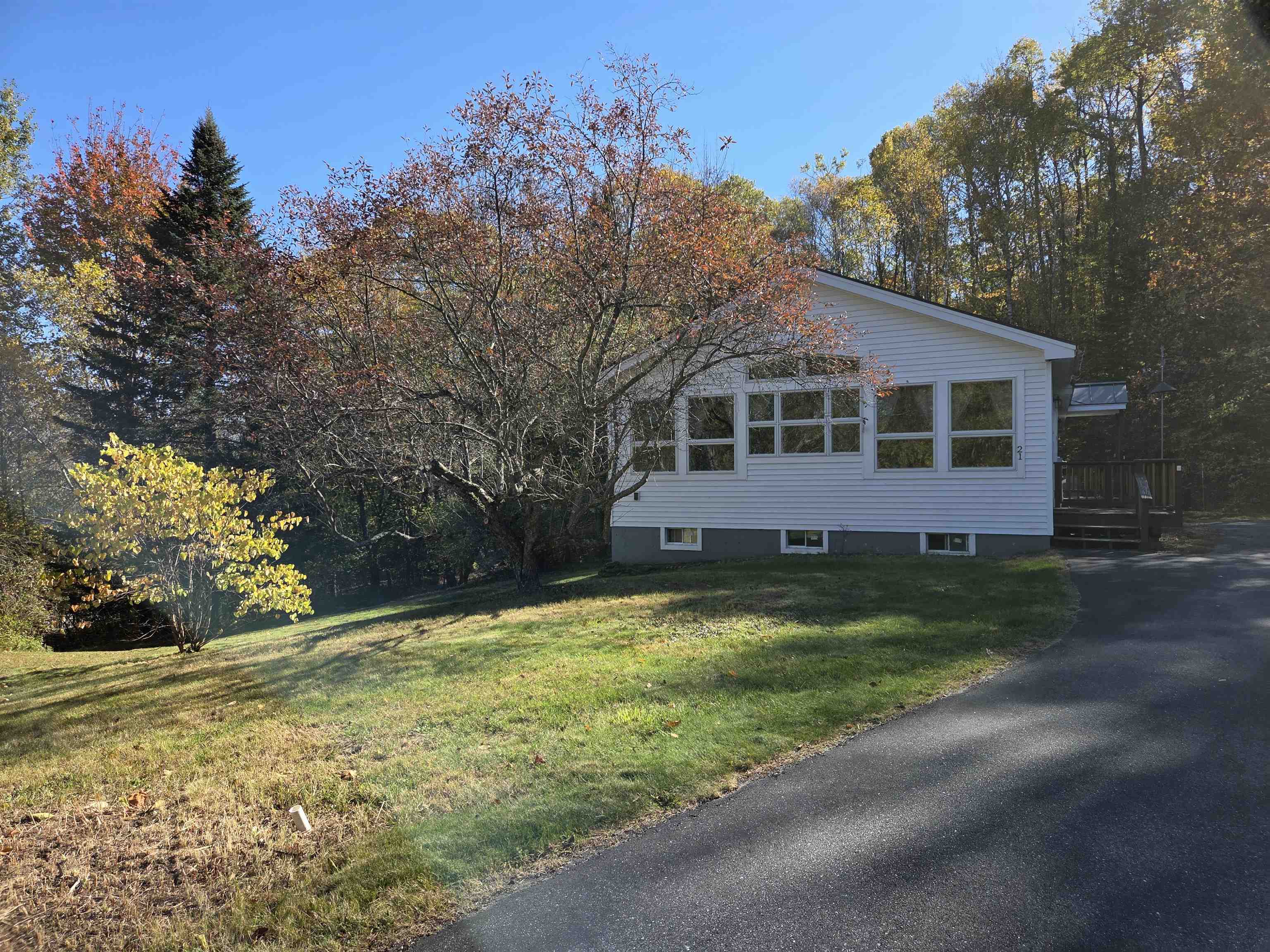 21 Evenchance Rd, Enfield, NH 03748