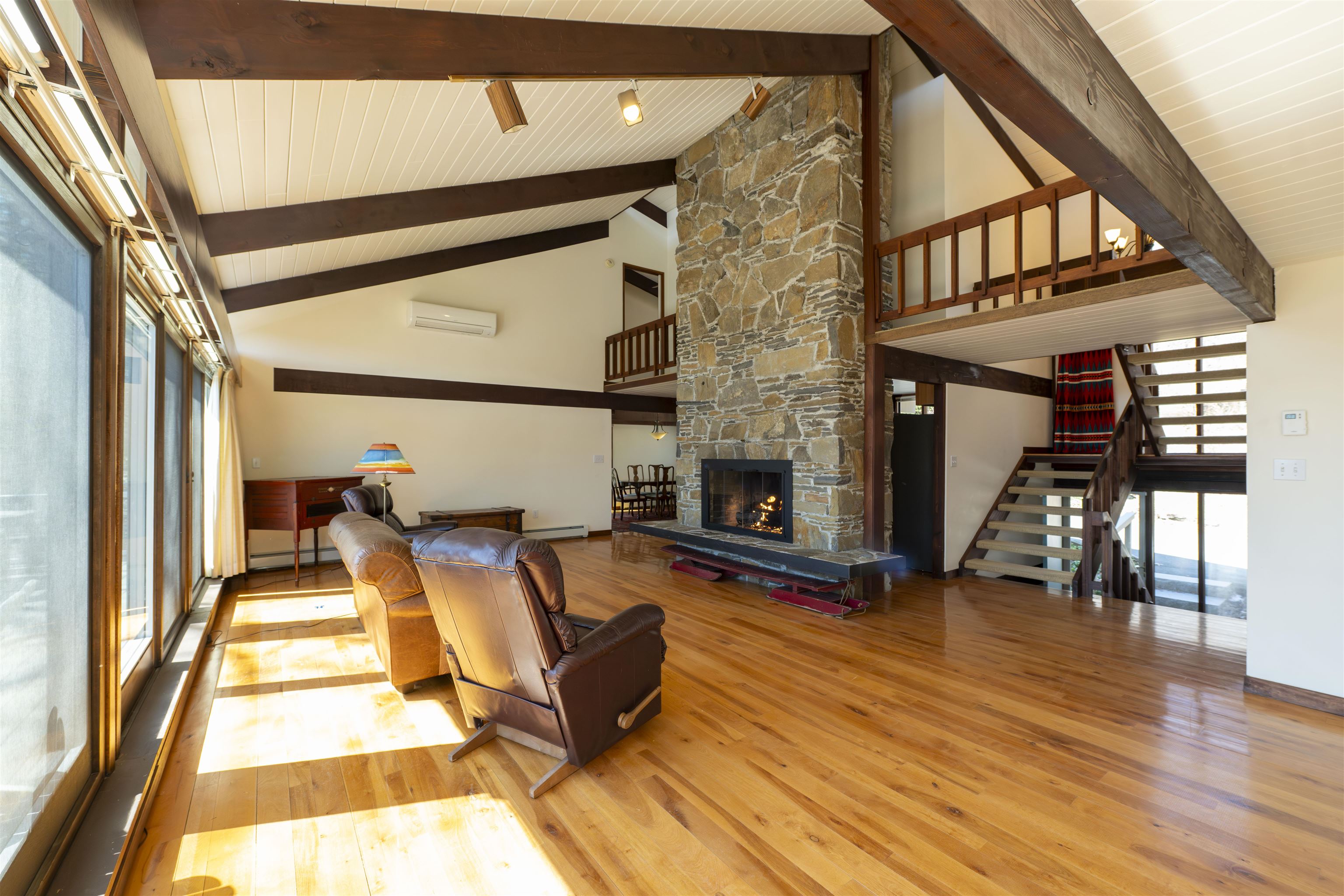 Photo 3 of Single family home for sale at 1877 Willard Rd, Hartford, VT 05059 | MLS# 5060983 | Listing updated on 2026-09-14