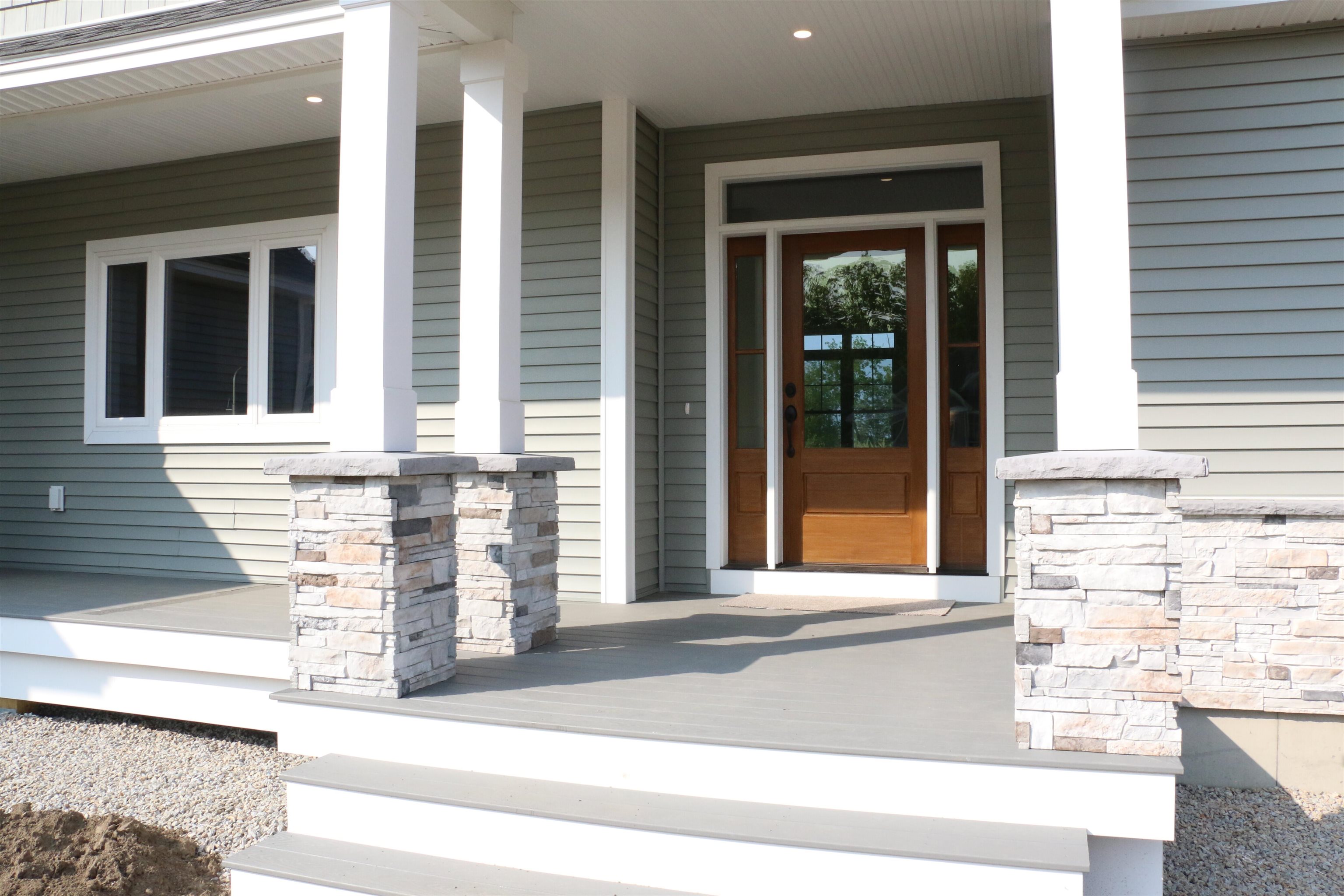 2 Ella Dr, New Ipswich, NH 03071