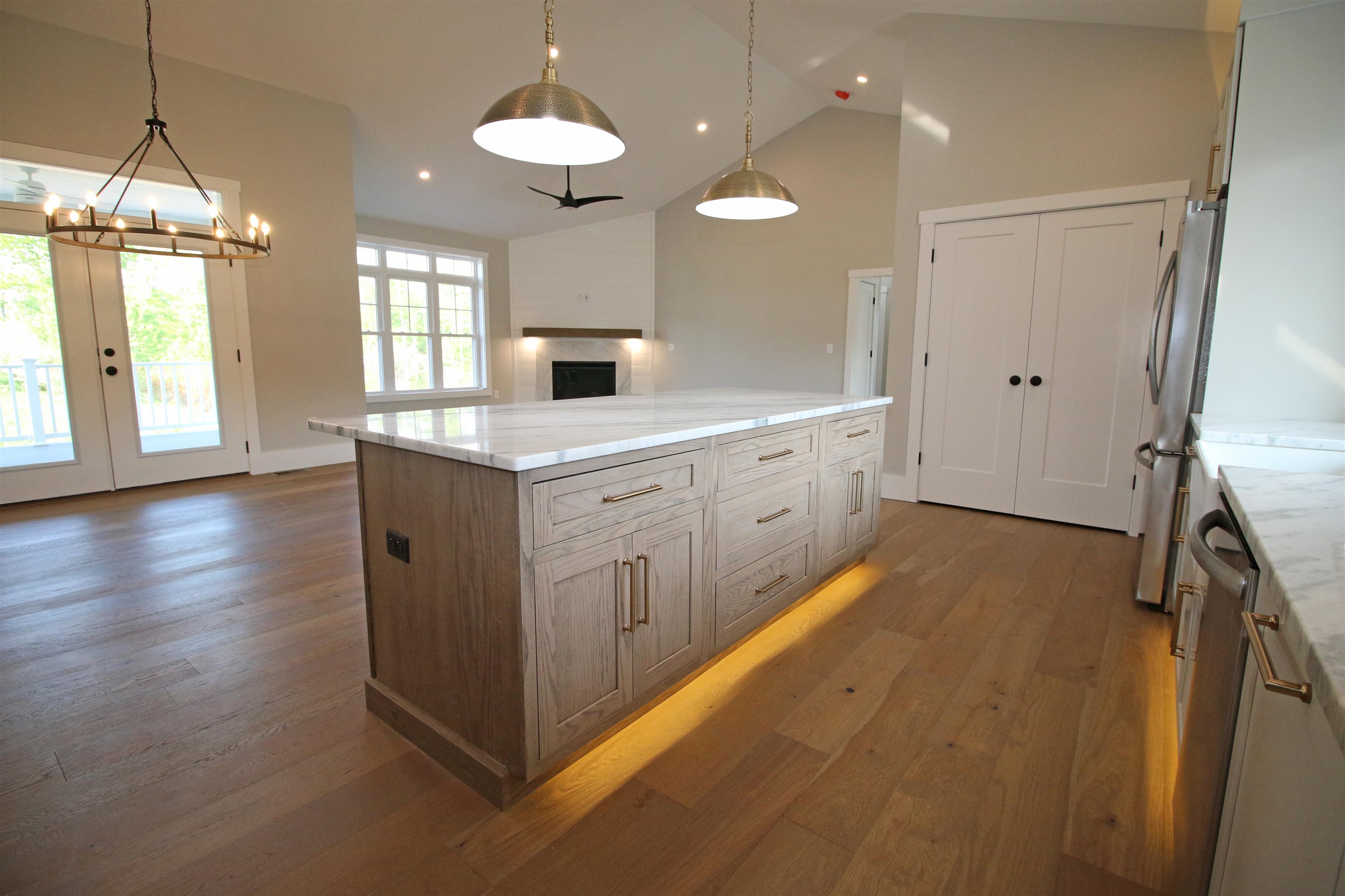 2 Ella Dr, New Ipswich, NH 03071