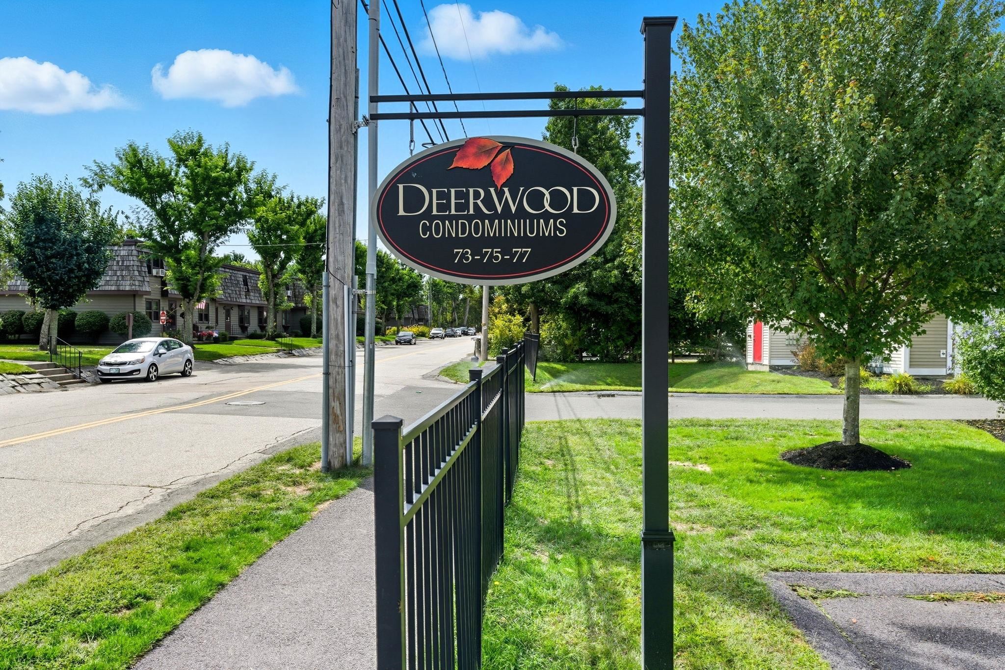 75 Deerwood Dr, Nashua, NH 03063