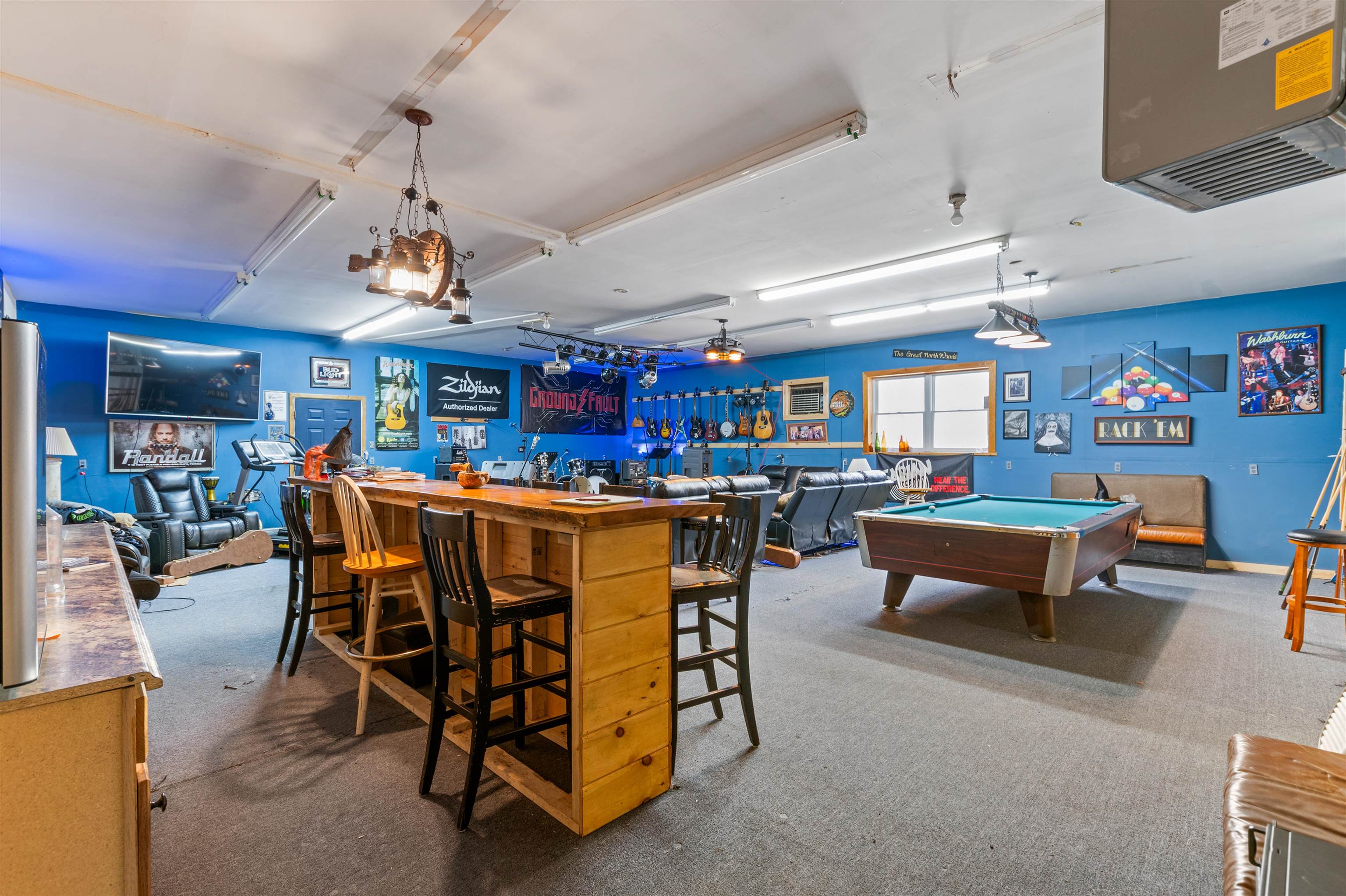 15 Forbes Hill Rd, Colebrook, NH 03576