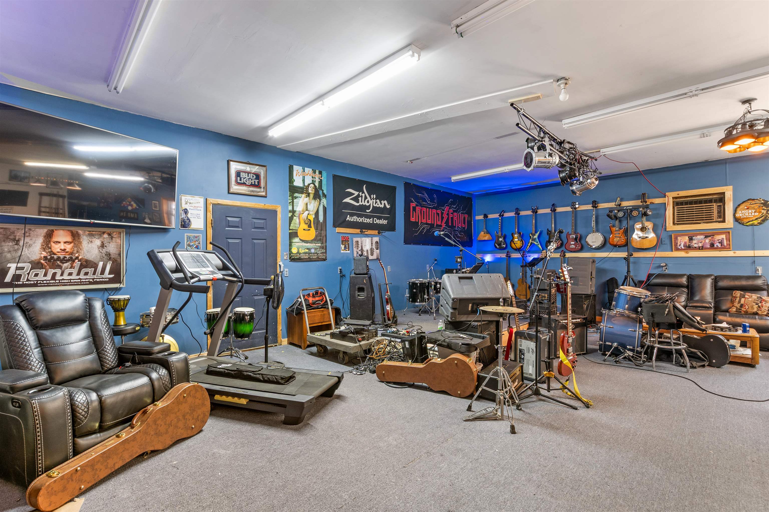 15 Forbes Hill Rd, Colebrook, NH 03576