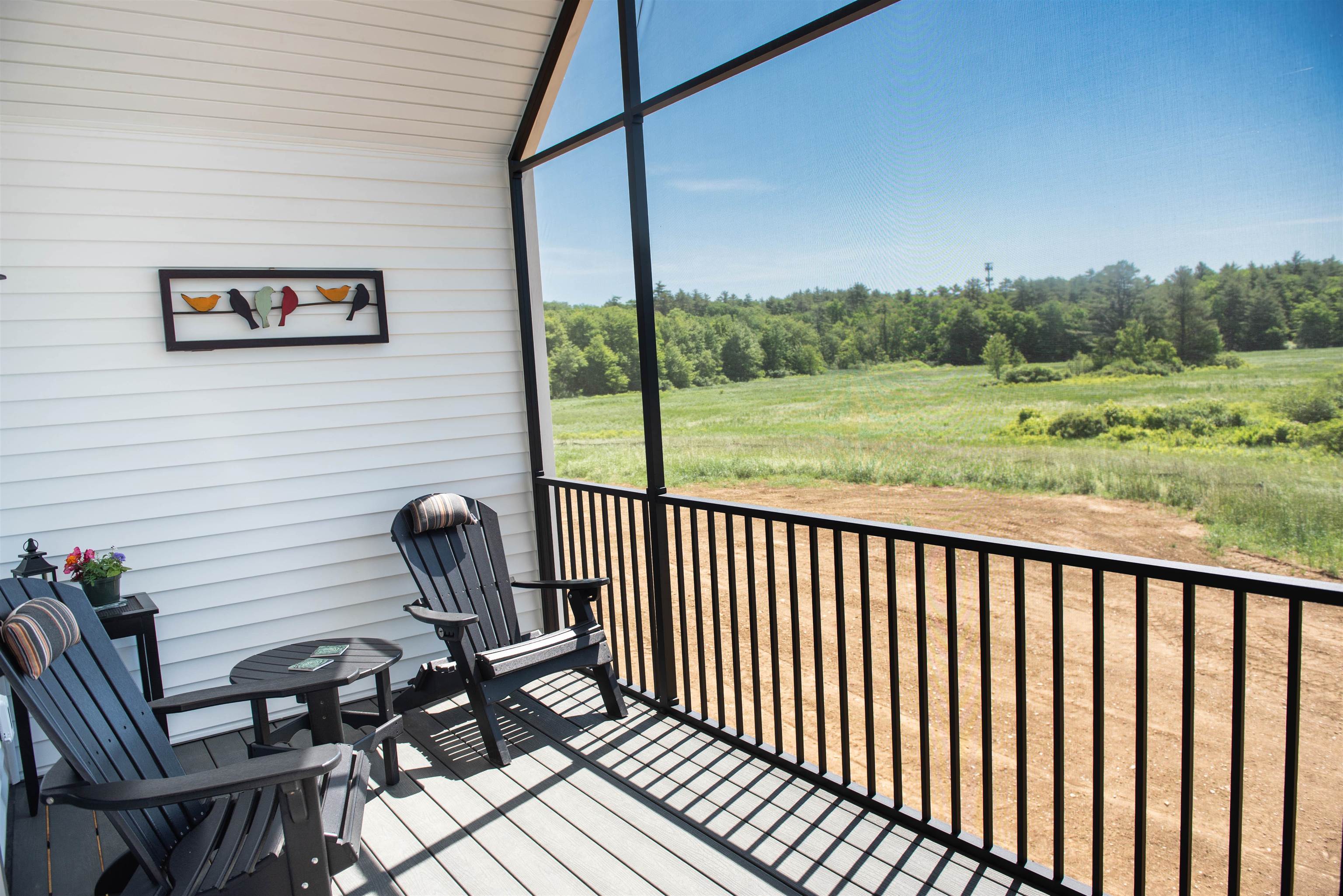 5 Chestnut Ln, Northwood, NH 03261