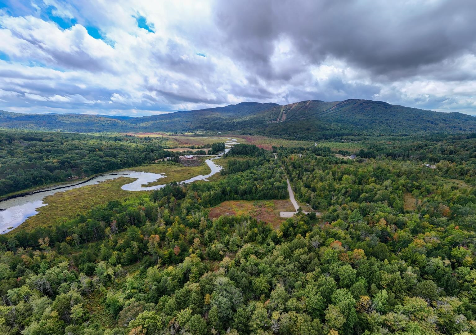 66 Phelps Ln, Danbury, NH 03230