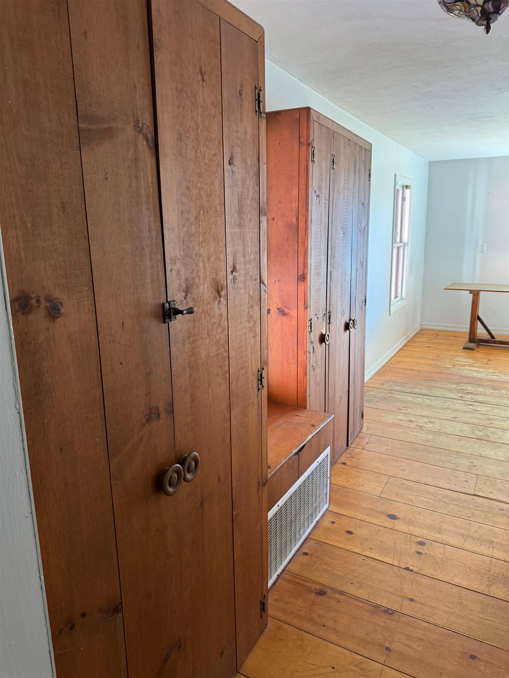 329 Dame Hill Rd, Orford, NH 03777