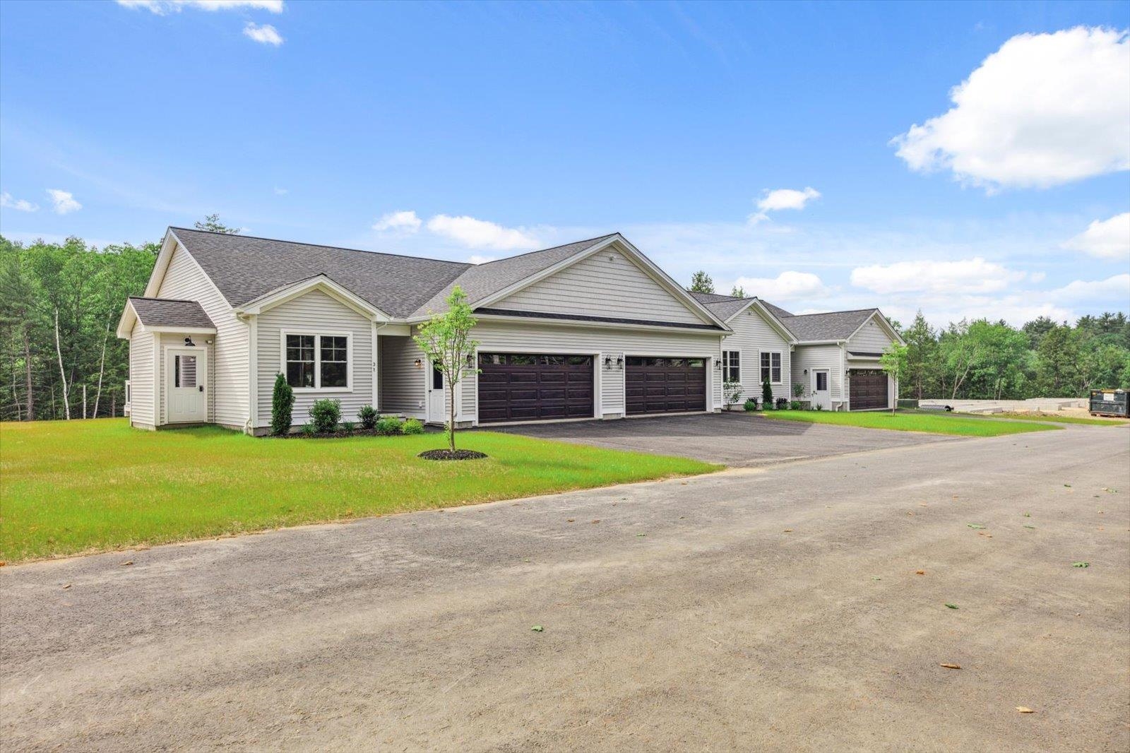 41 Willow Ln, Rindge, NH 03461