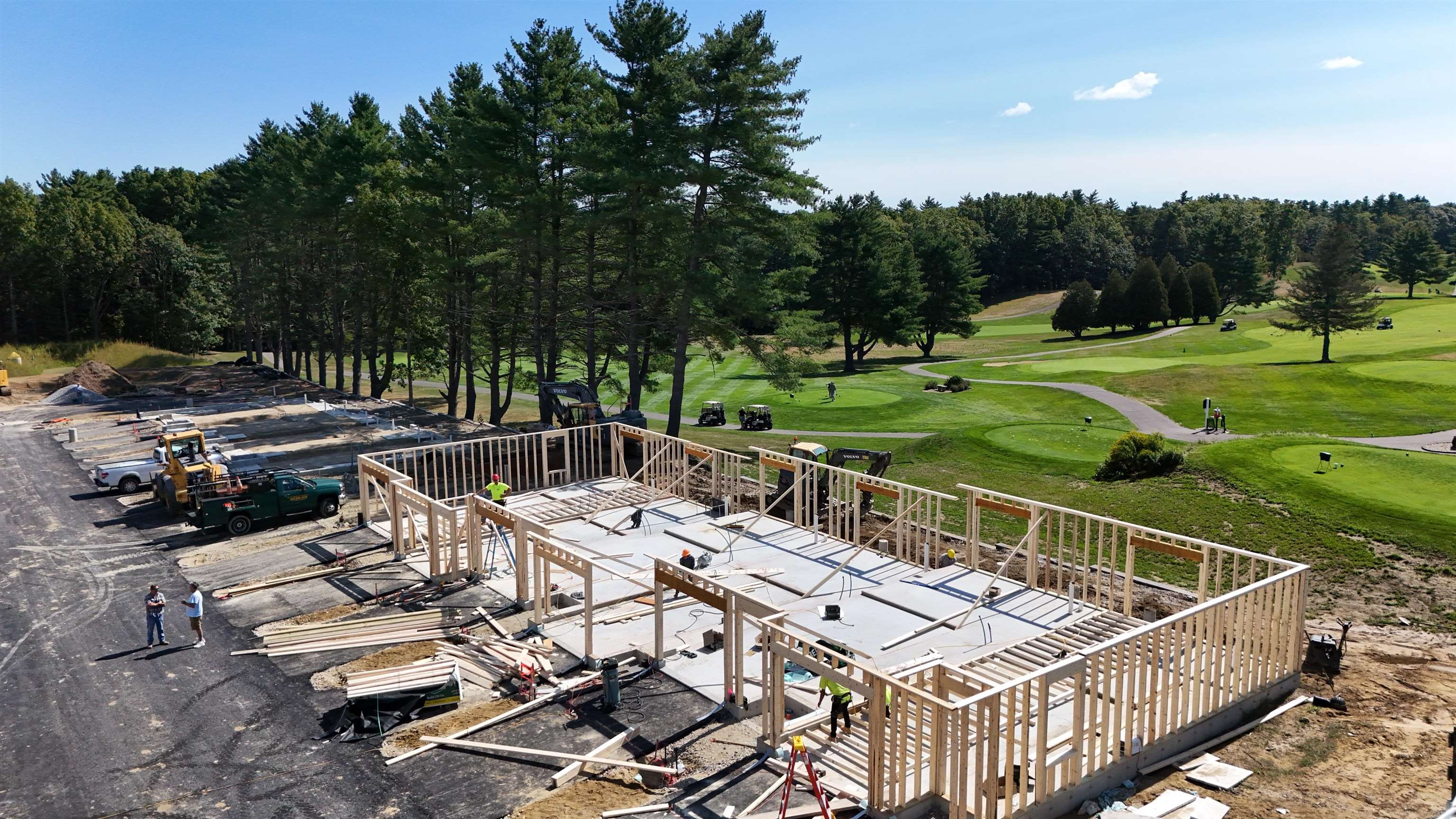 24 Birdie Grv, Rochester, NH 03839