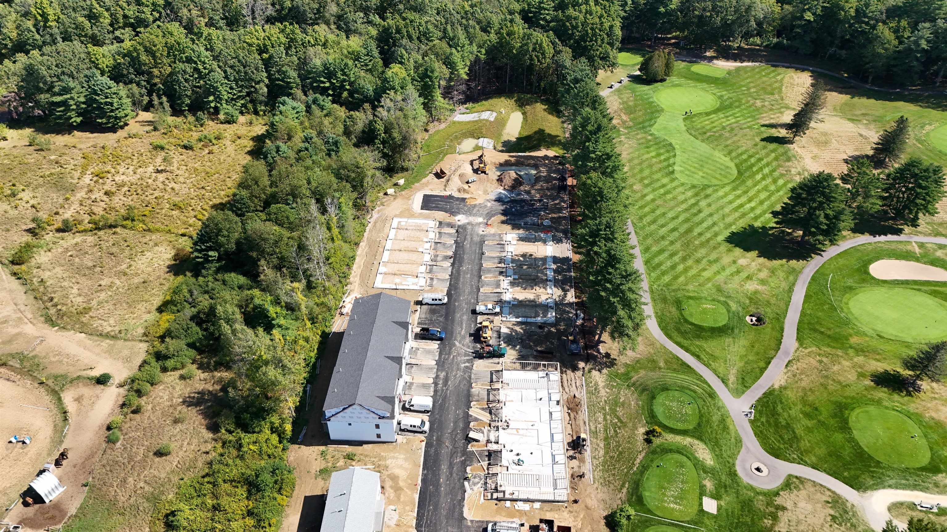 24 Birdie Grv, Rochester, NH 03839