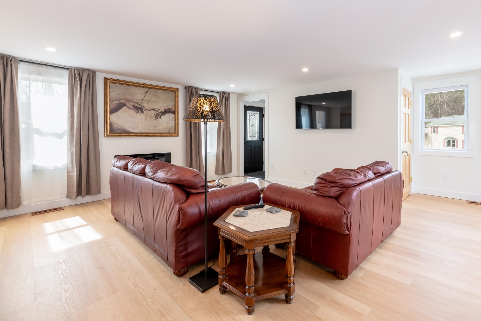 383 Owl St, Campton, NH 03223