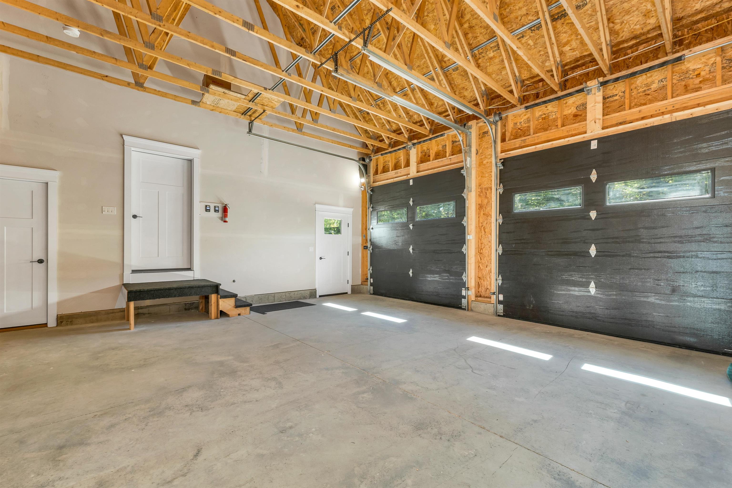 18 Woodland Grove Rd, Conway, NH 03818