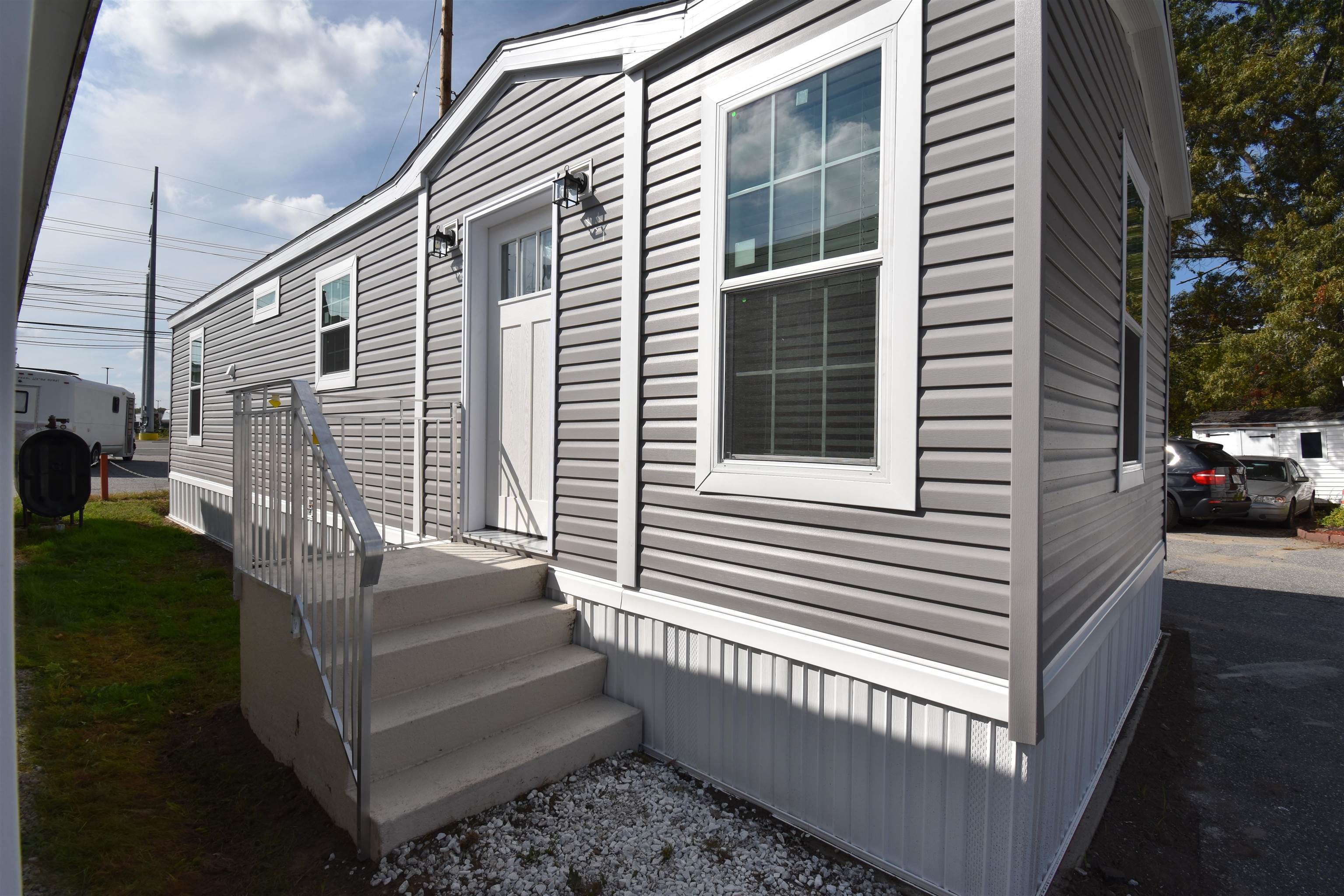 25 Schult St, Keene, NH 03431