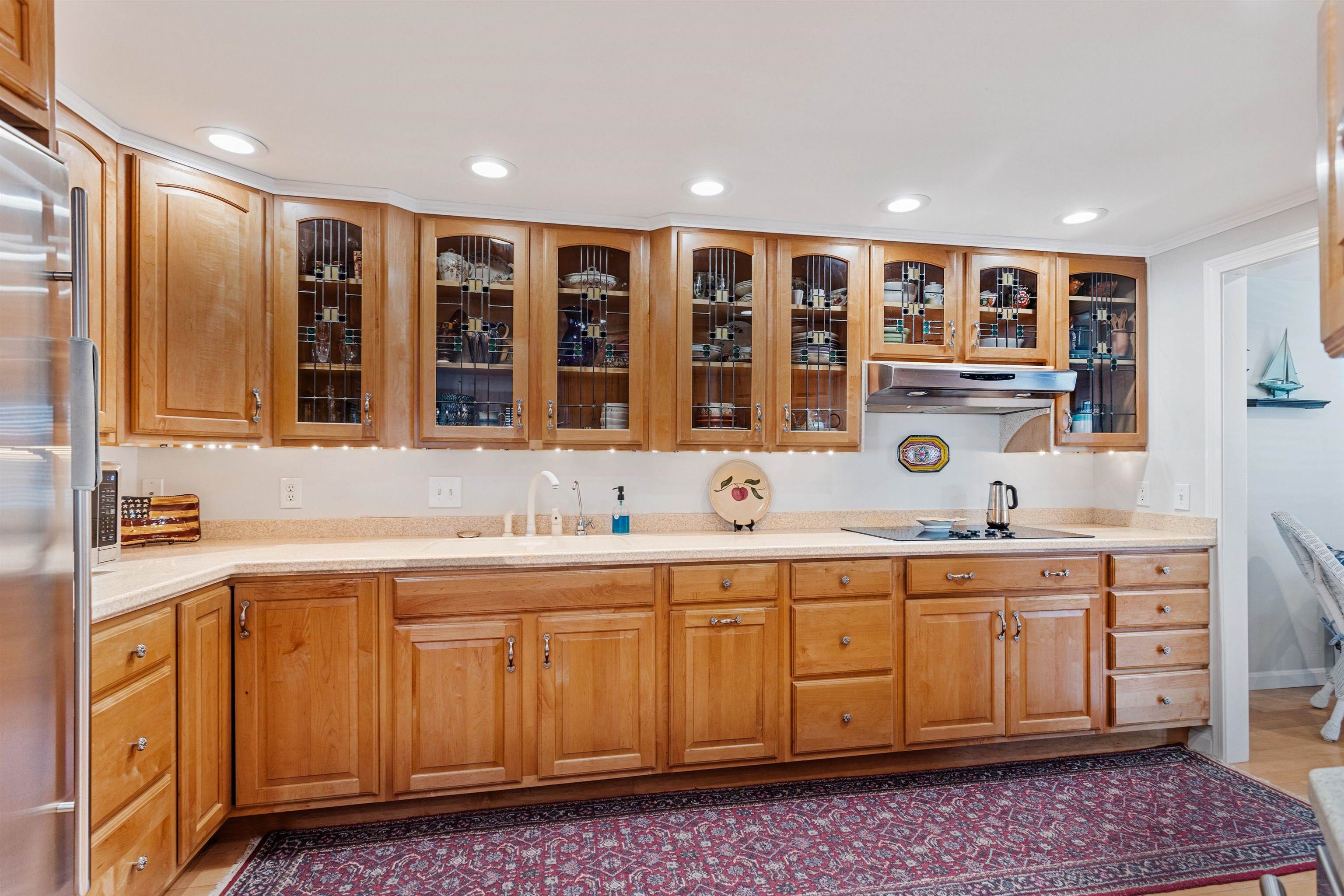 7 Redman St, Hampton, NH 03842