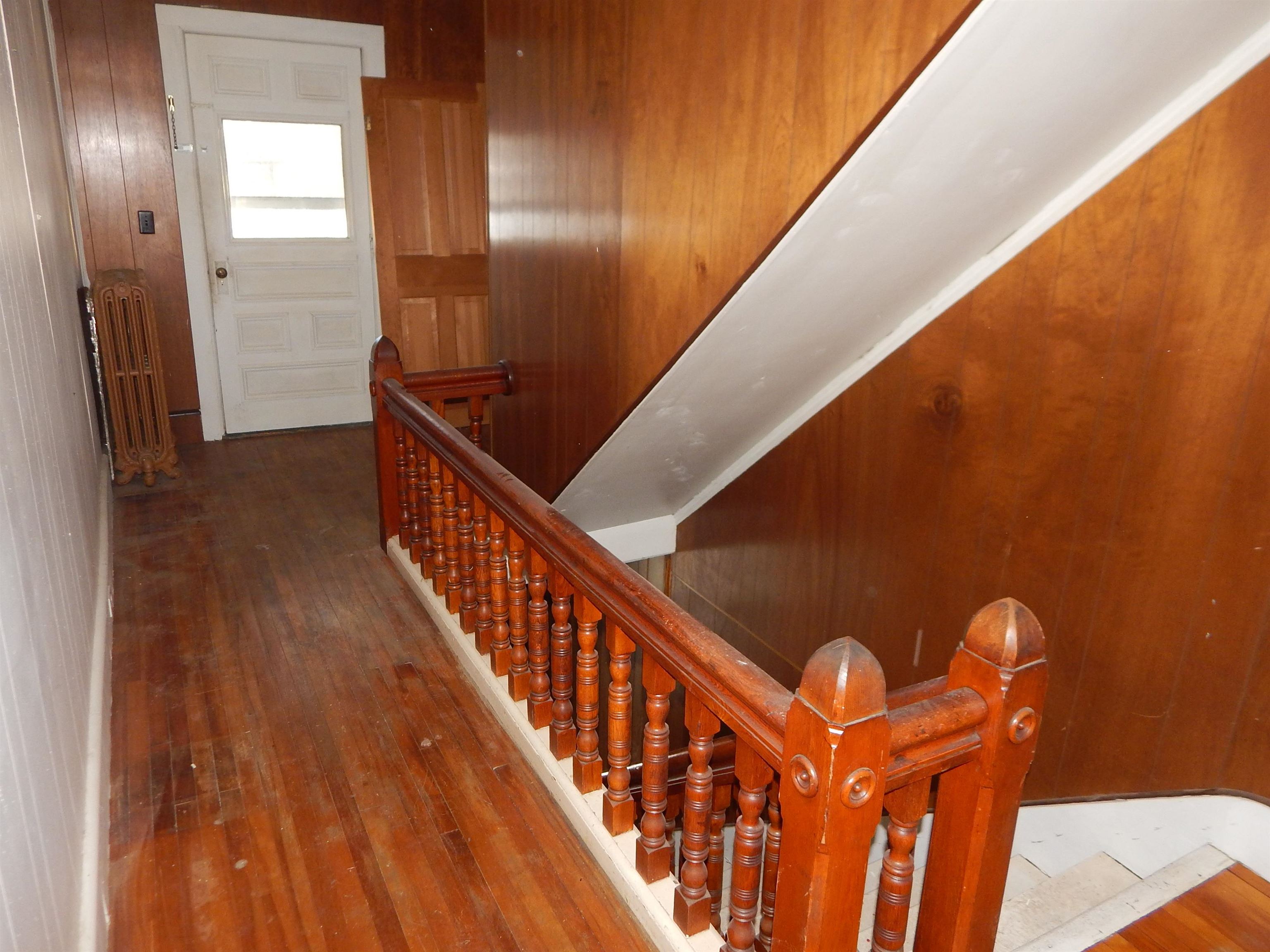 68 Brattleboro Rd, Hinsdale, NH 03451