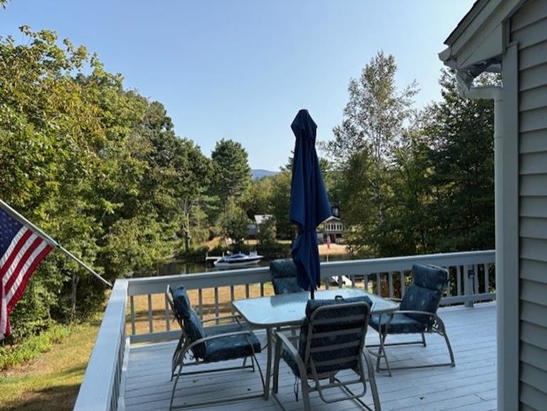 15 Homestead Lane — photo 1