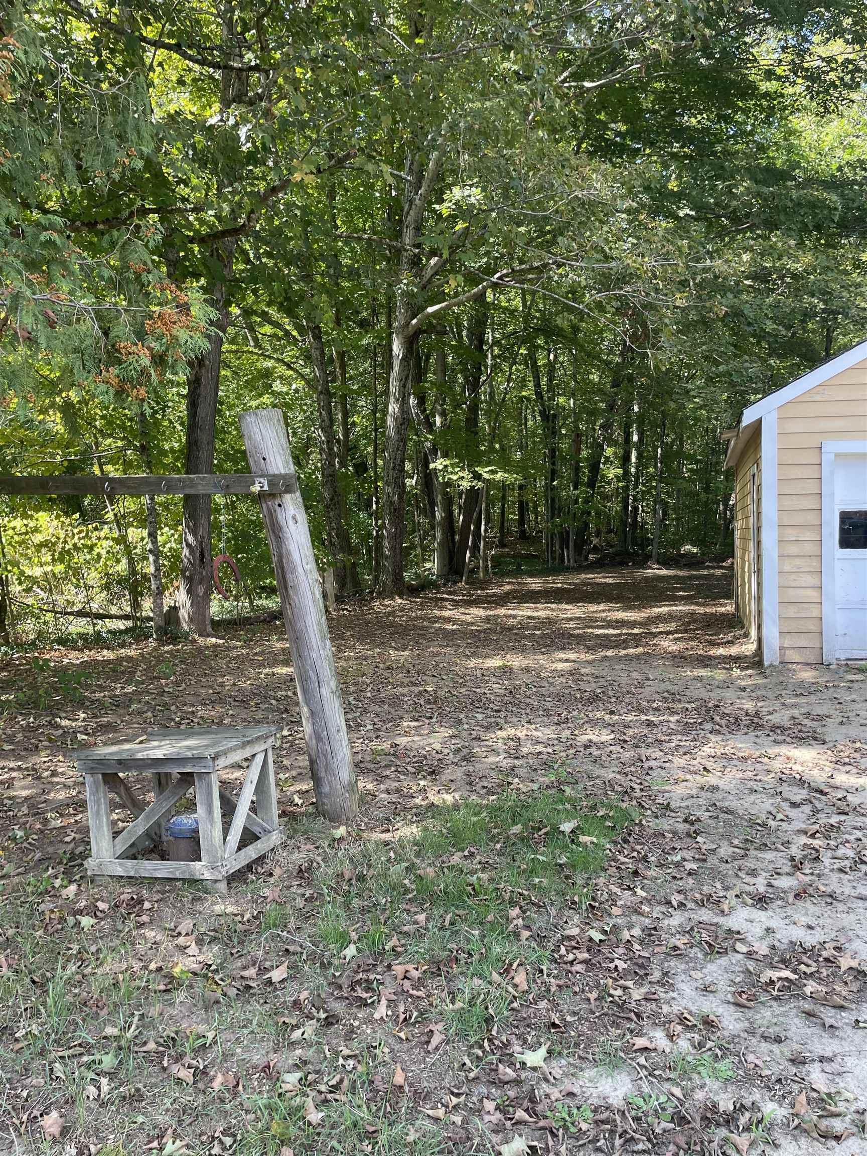 14 River Rd, Brentwood, NH 03885