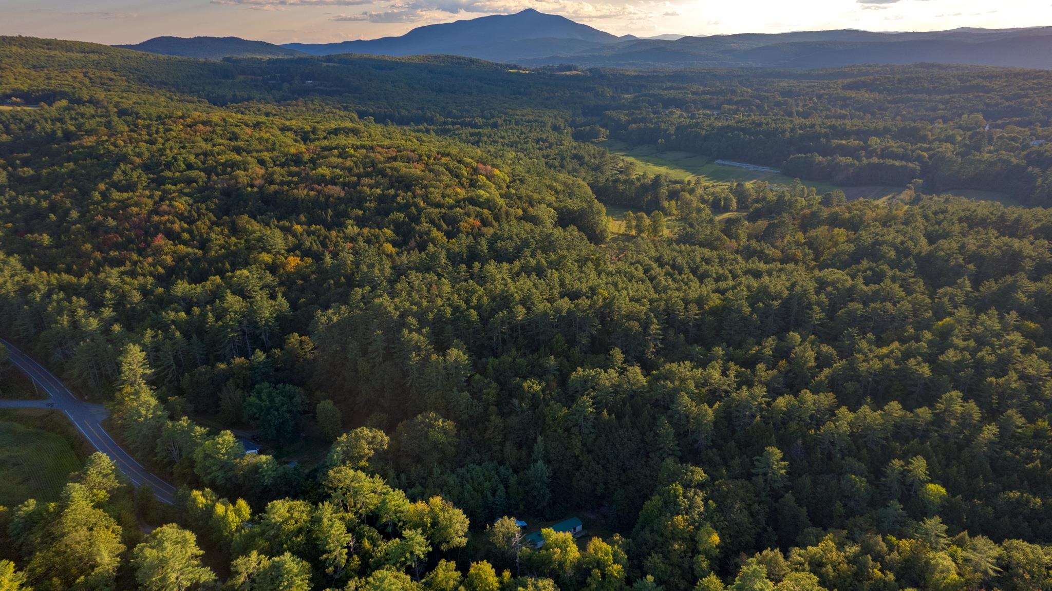 1041 Stage Rd, Plainfield, NH 03781